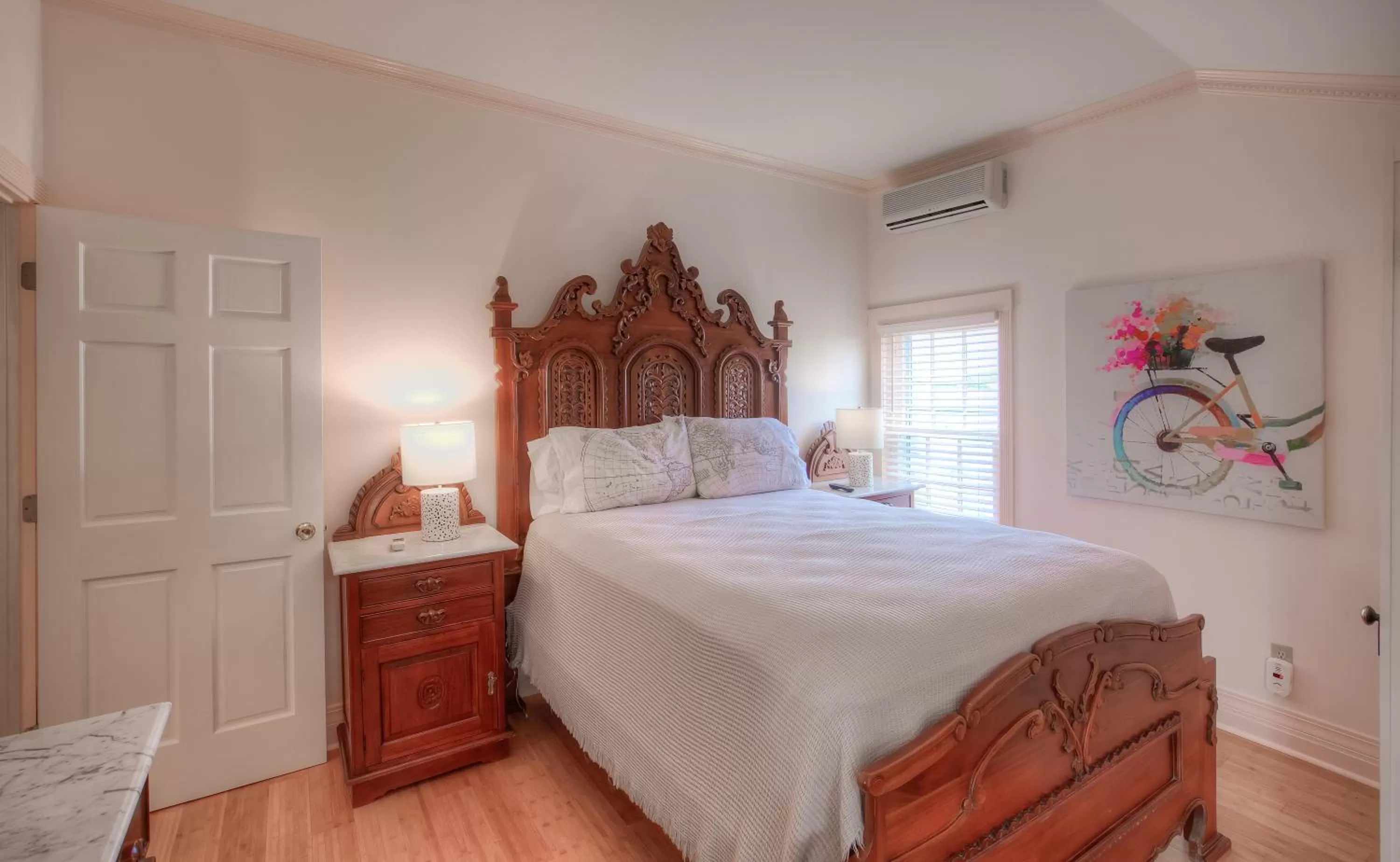 Bedroom, Bed in Elaine's Cape May Boutique Hotel