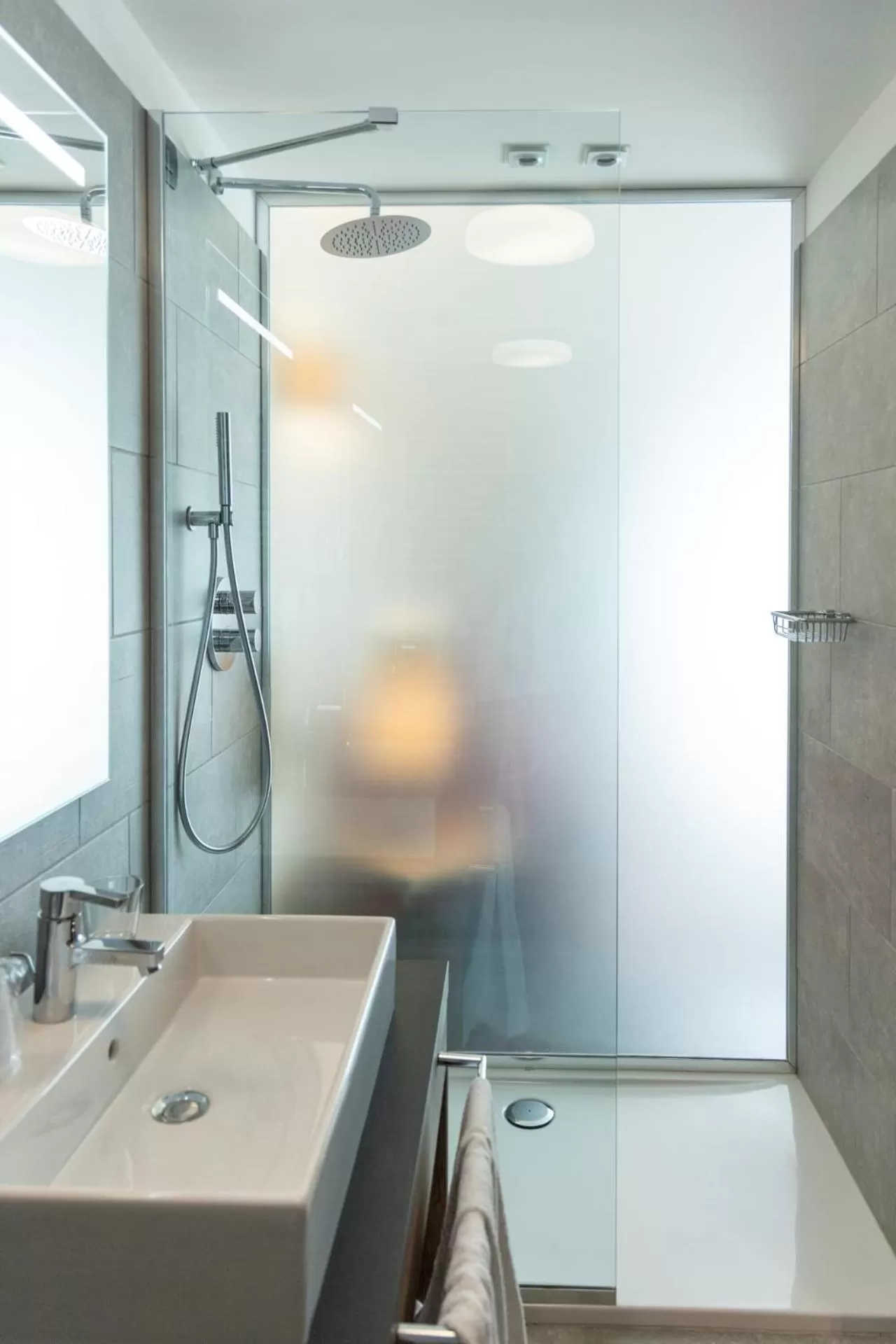 Shower in Olimpia Hotel