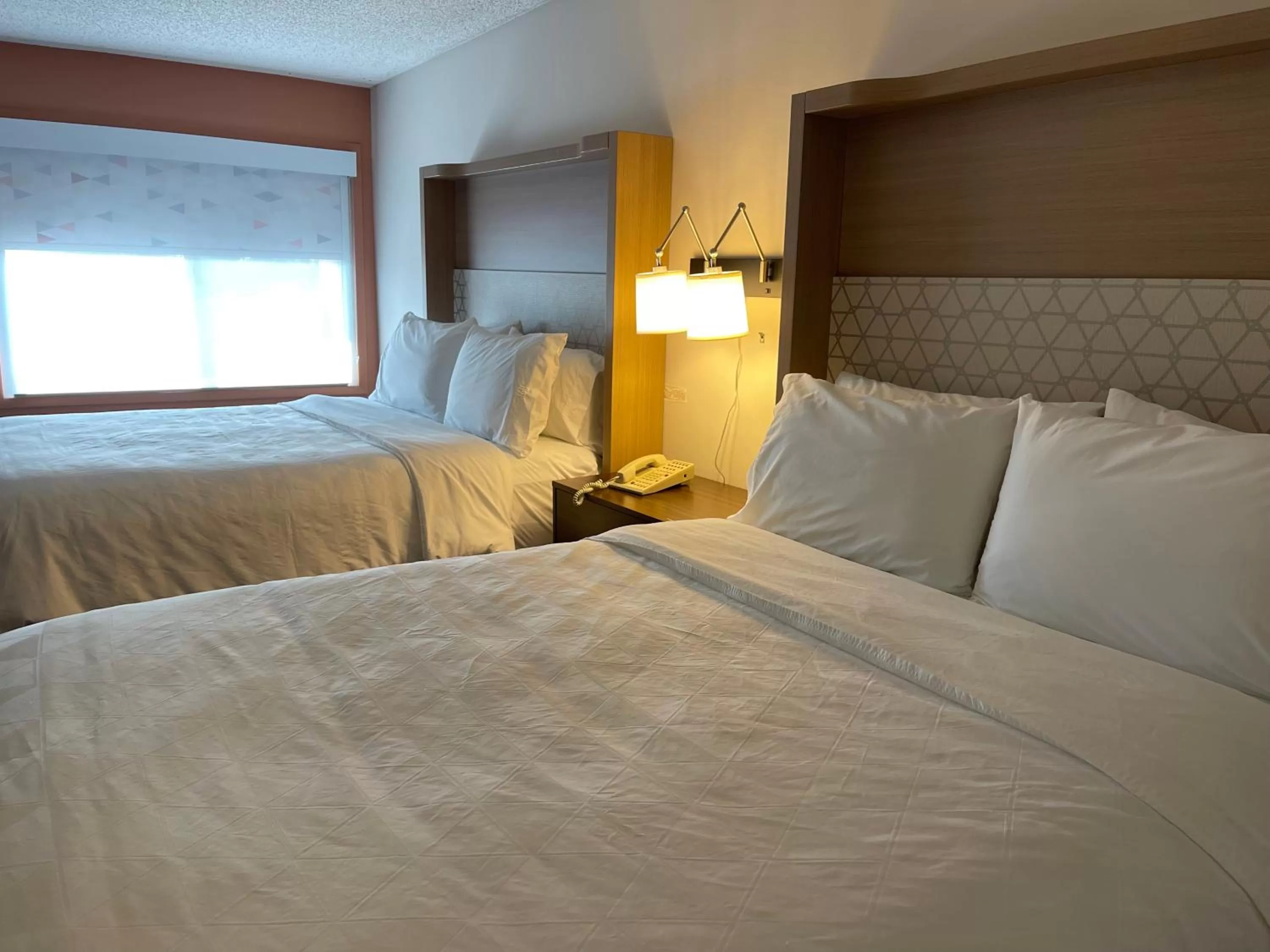 Bed in Holiday Inn Great Falls-Convention Center by IHG