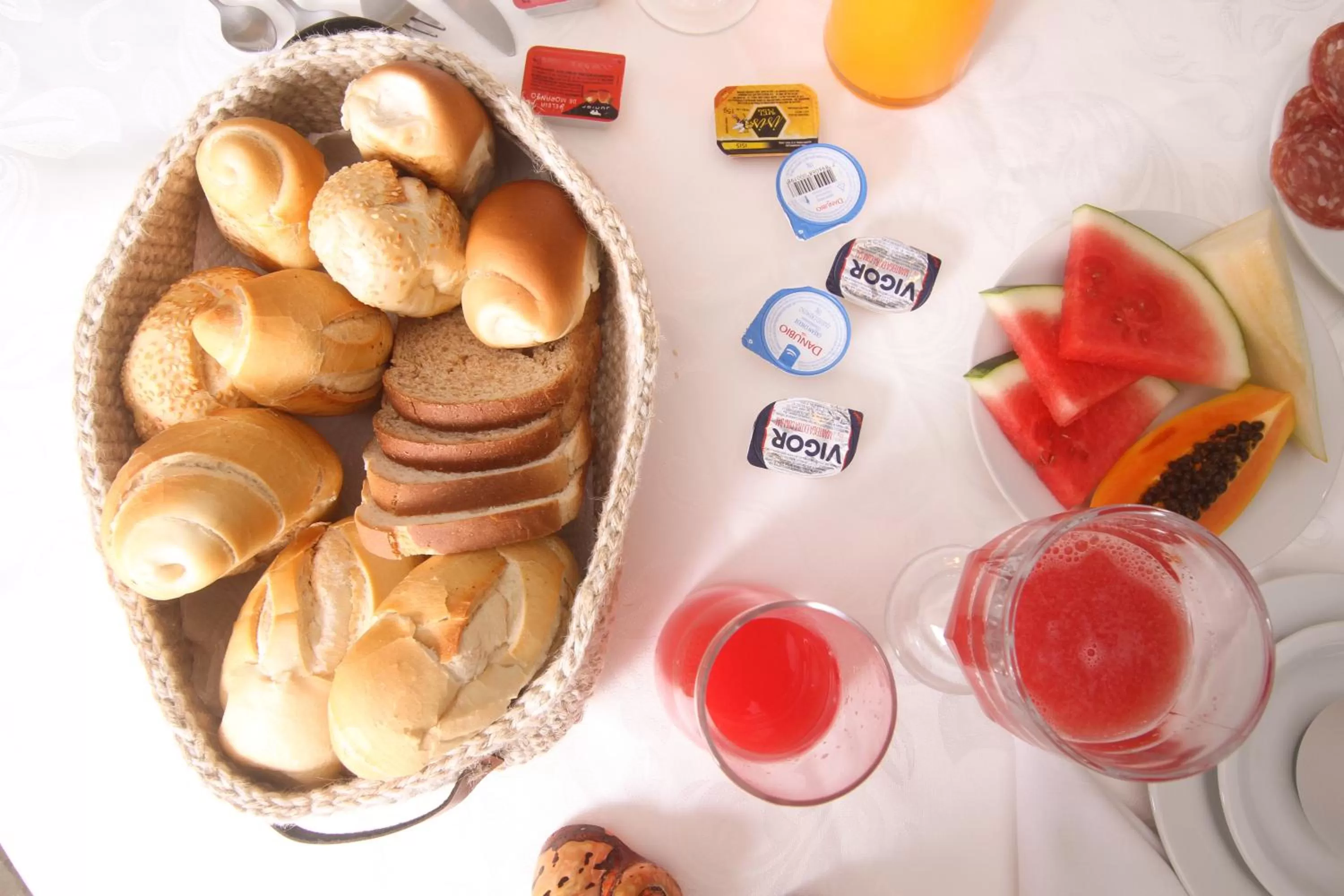 Breakfast in Guest House Guarujá Hotel Boutique