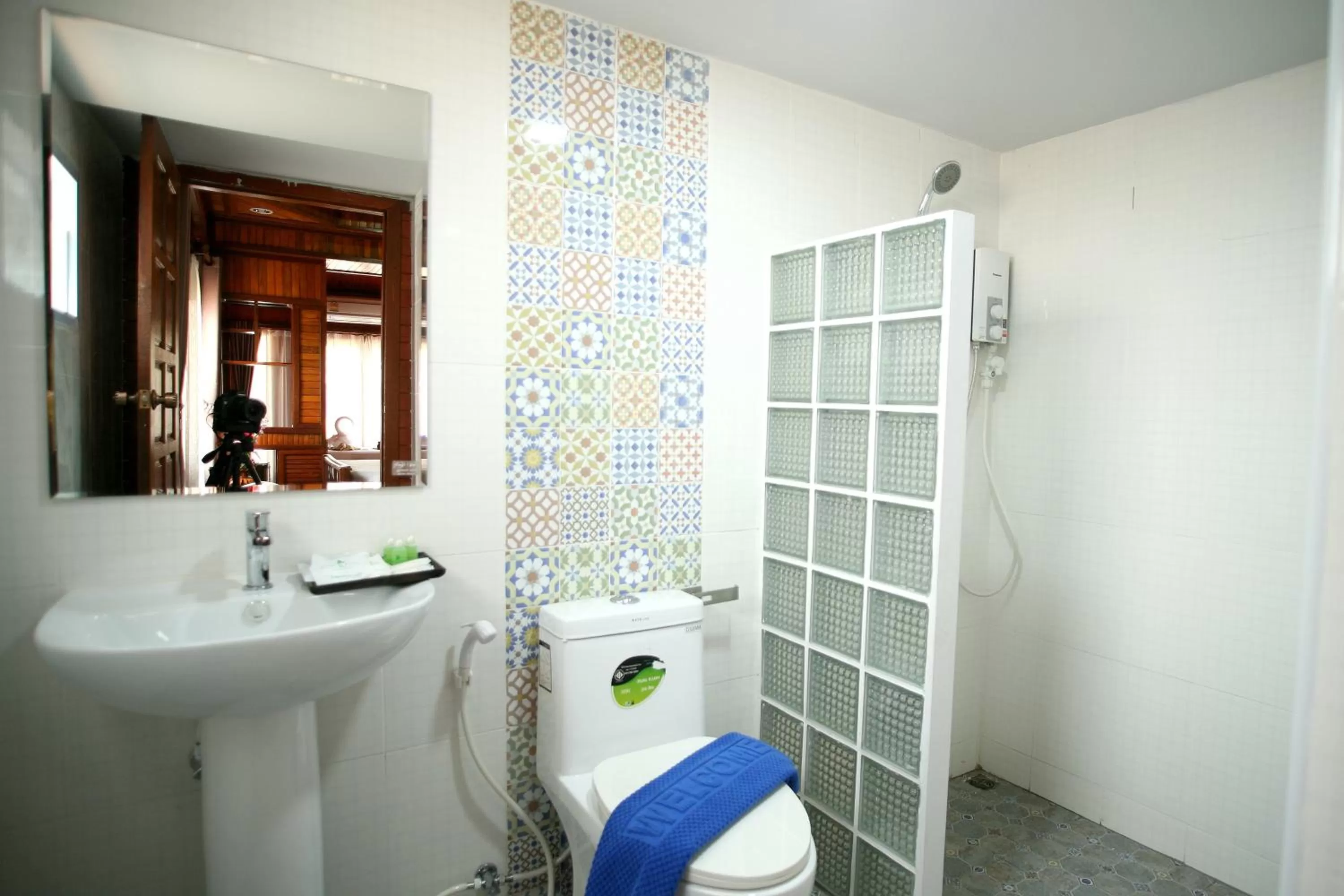 Bathroom in Park & Pool Resort