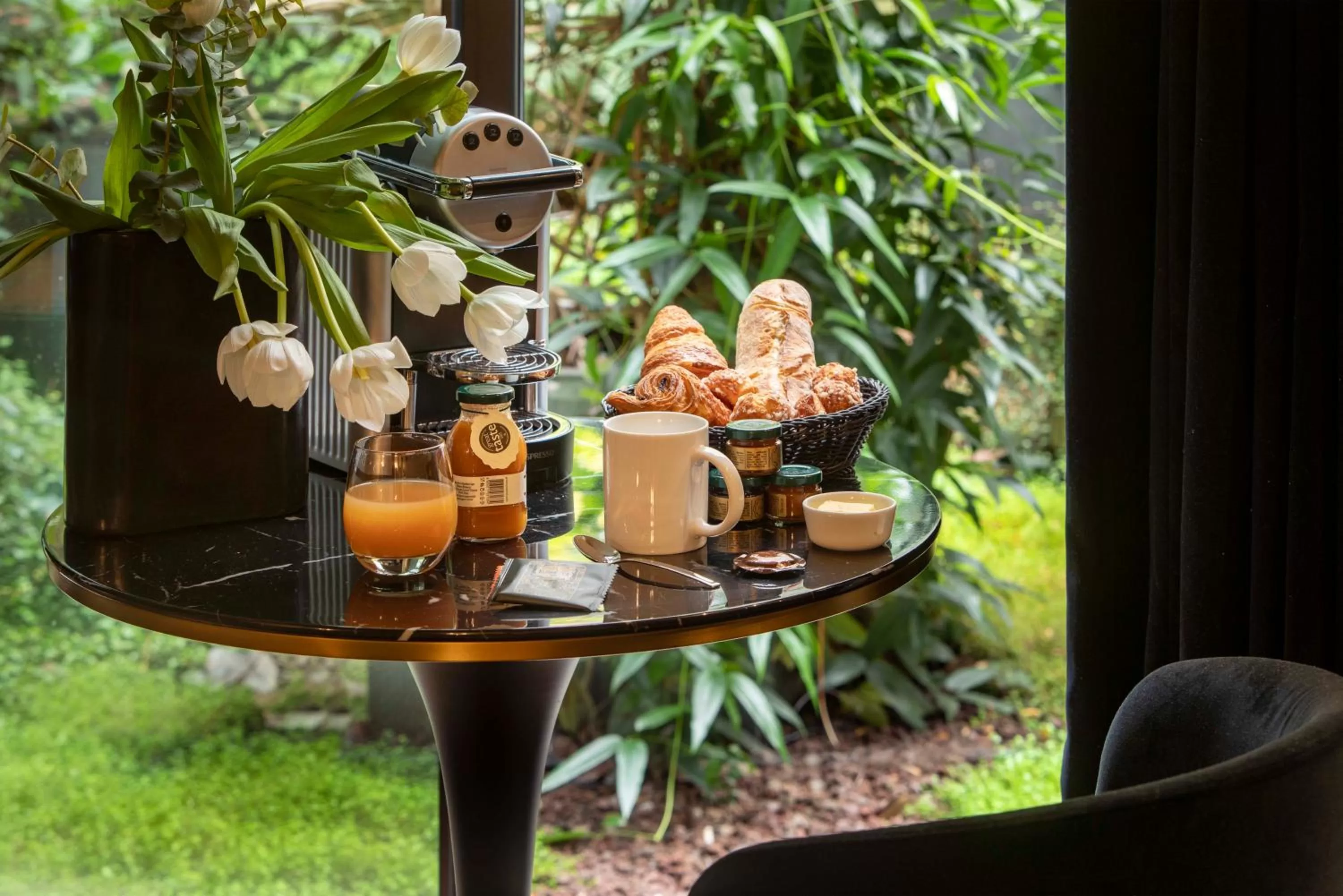 Breakfast in Le Rayz Vendome