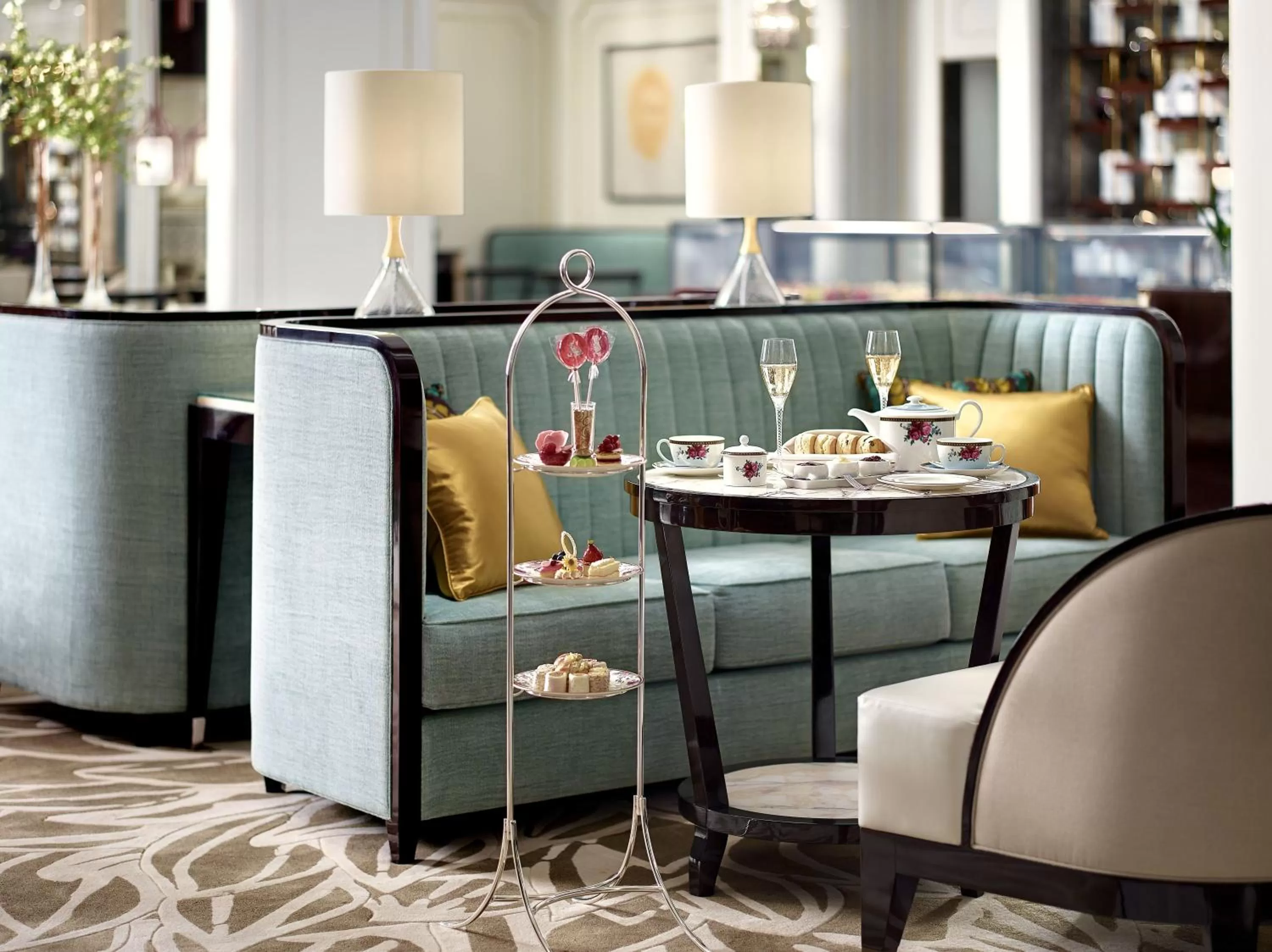 Restaurant/places to eat in The Langham Hong Kong