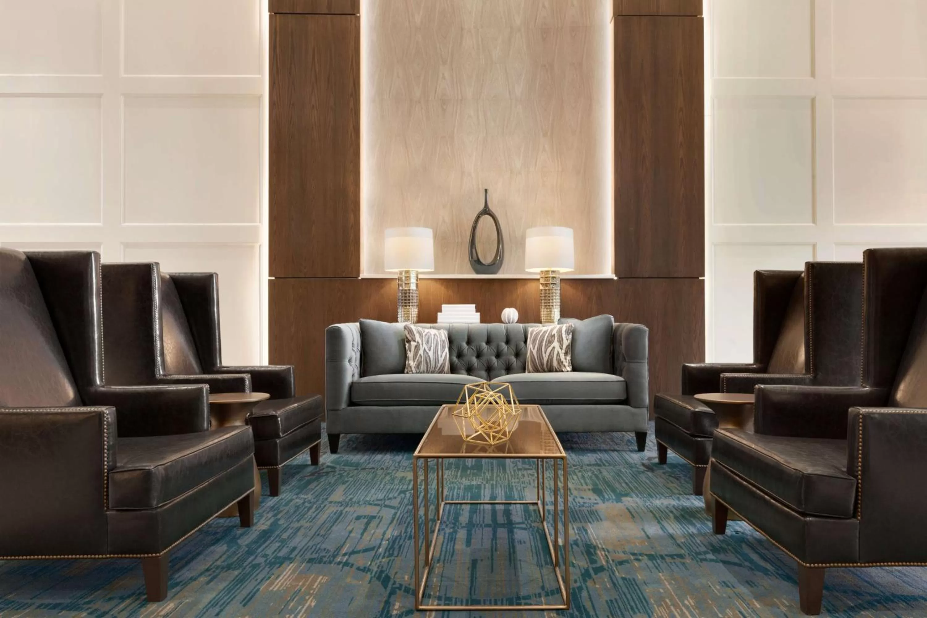 Lobby or reception in Embassy Suites By Hilton Wilmington Riverfront