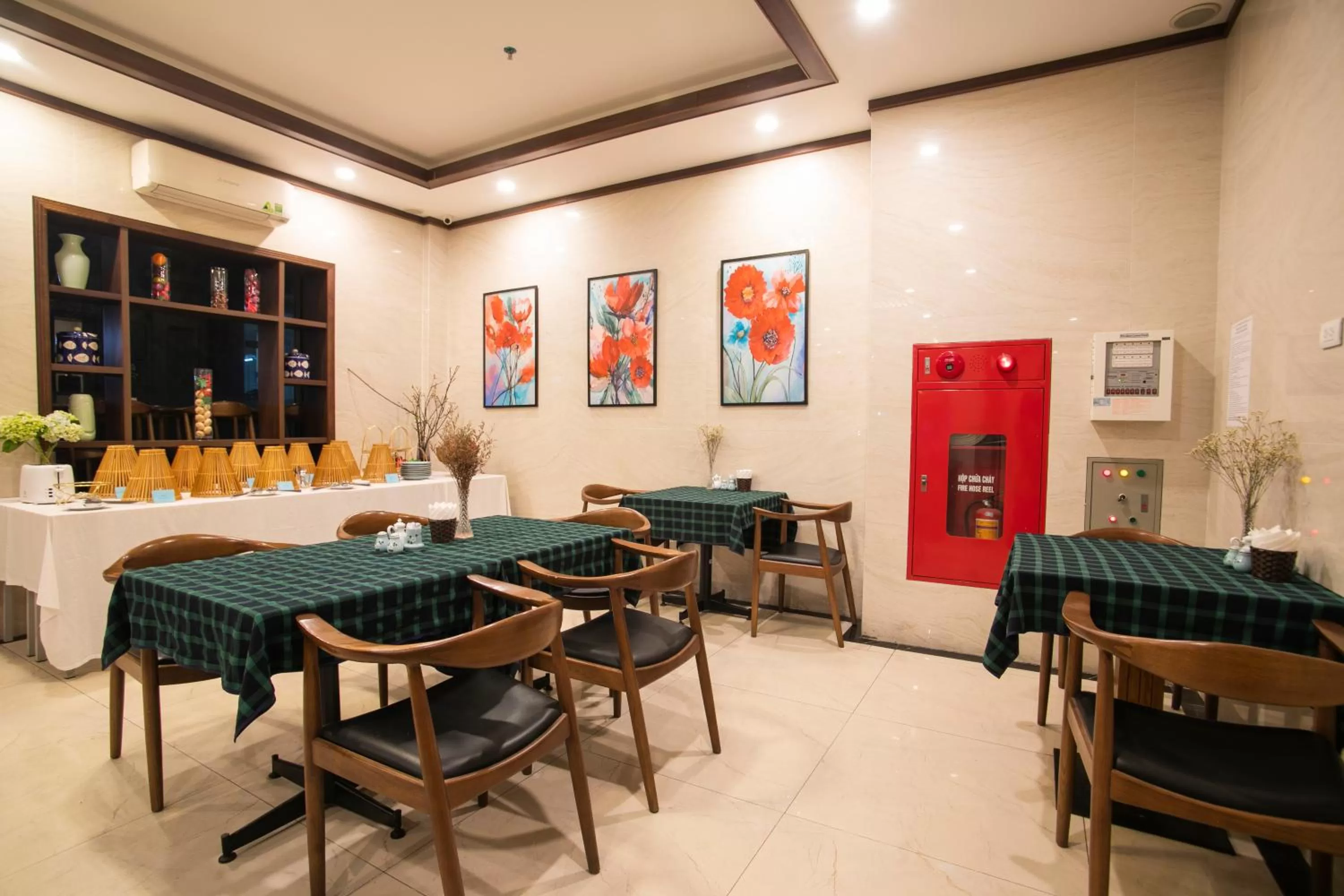 Restaurant/places to eat in Western Hanoi Boutique Hotel