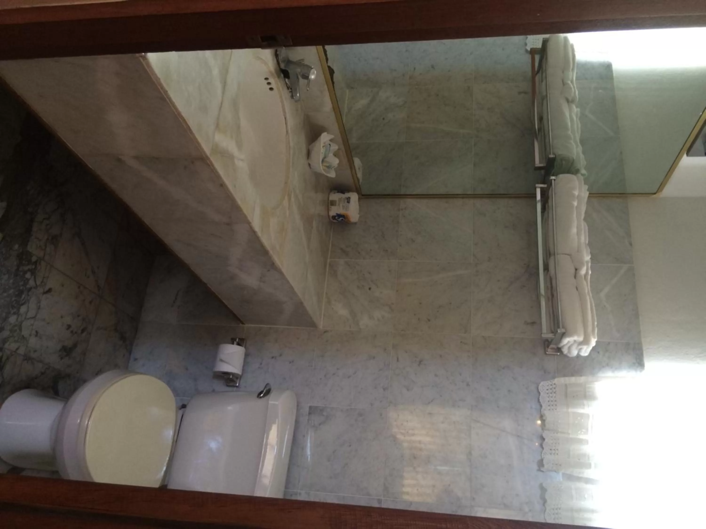 Bathroom in Fort Burt Hotel