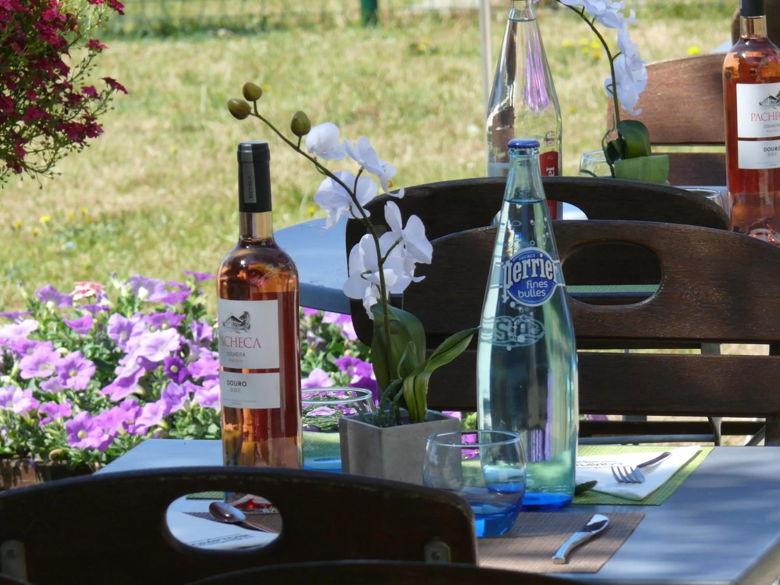 Patio, Drinks in Campanile Roissy - Saint Witz