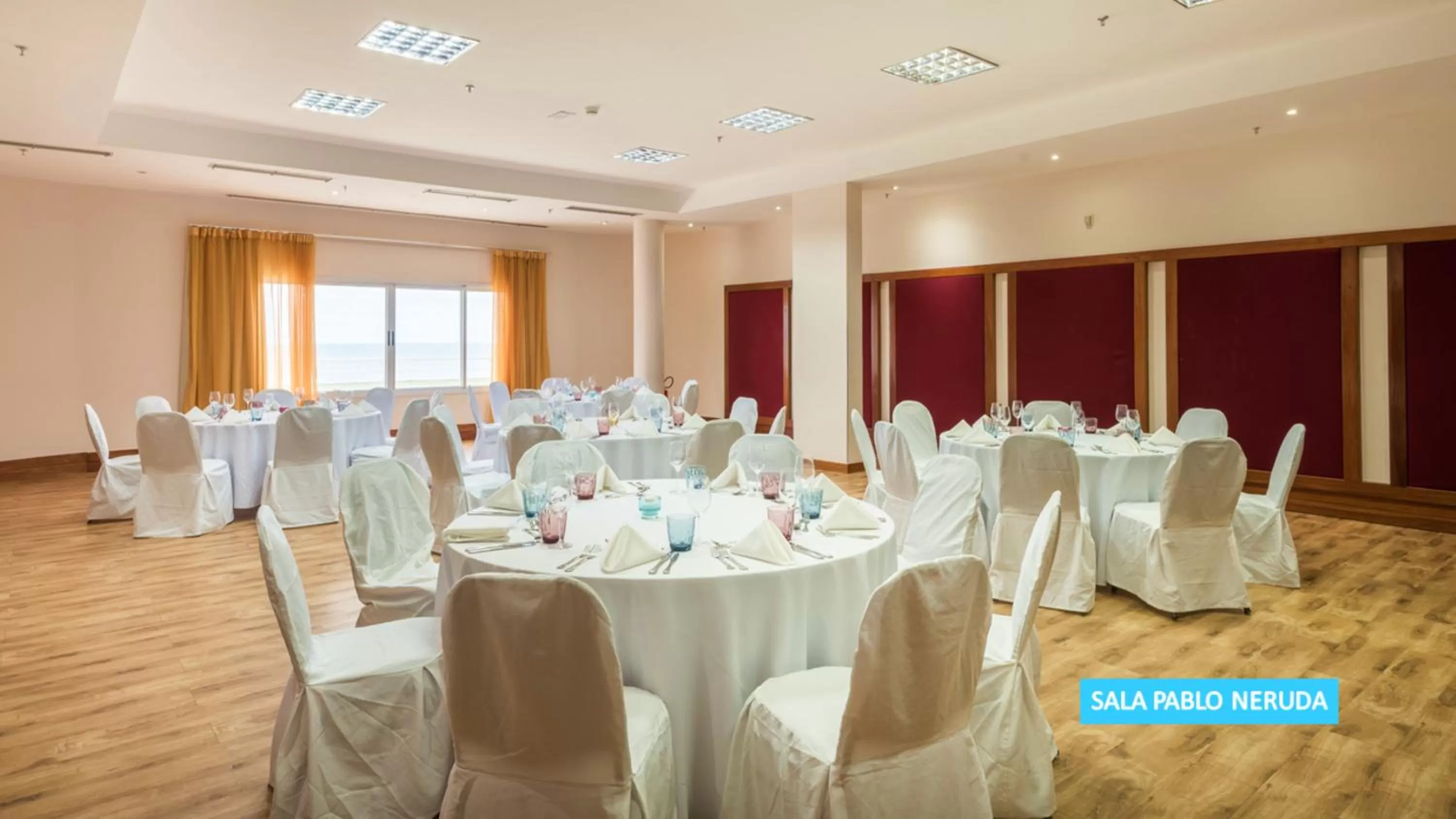 Business facilities in Vila Galé Salvador