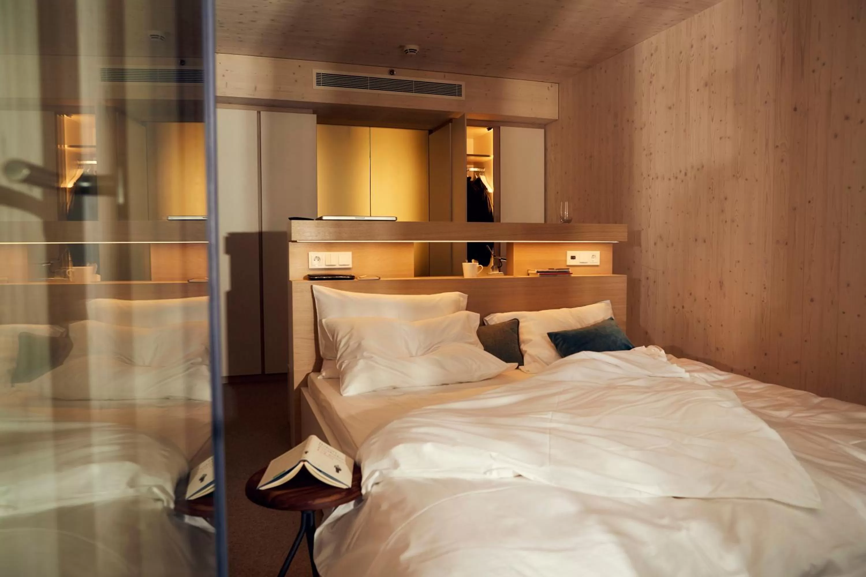 Bedroom, Bed in Soulmade