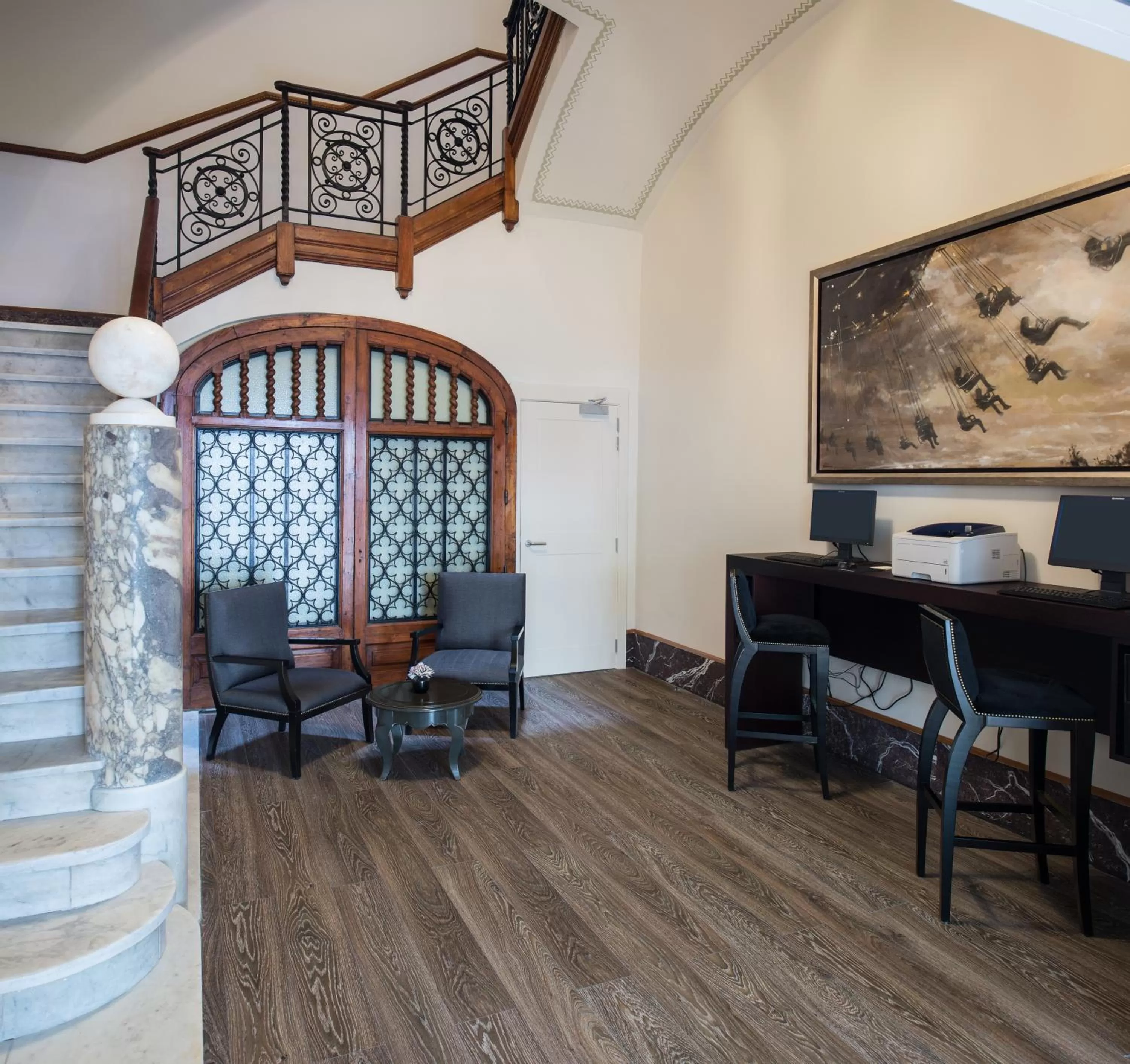 locker in Catalonia Passeig de Gràcia 4* Sup