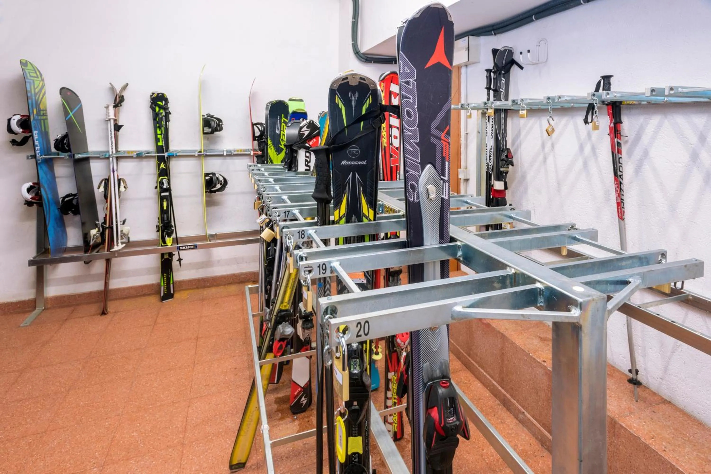 Area and facilities in Hotel & Aparthotel Cosmos