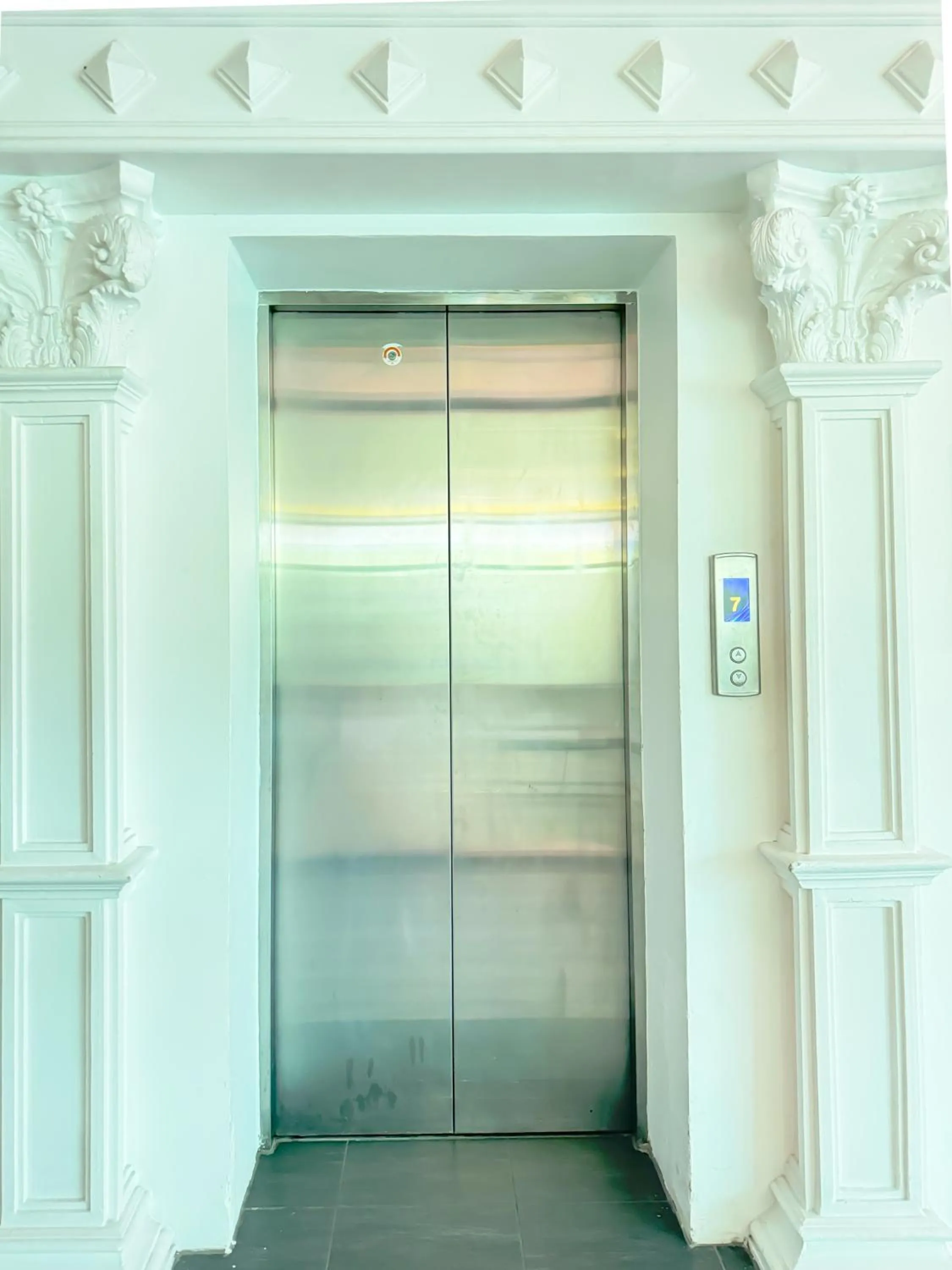 Property building in Grand Supicha City Hotel