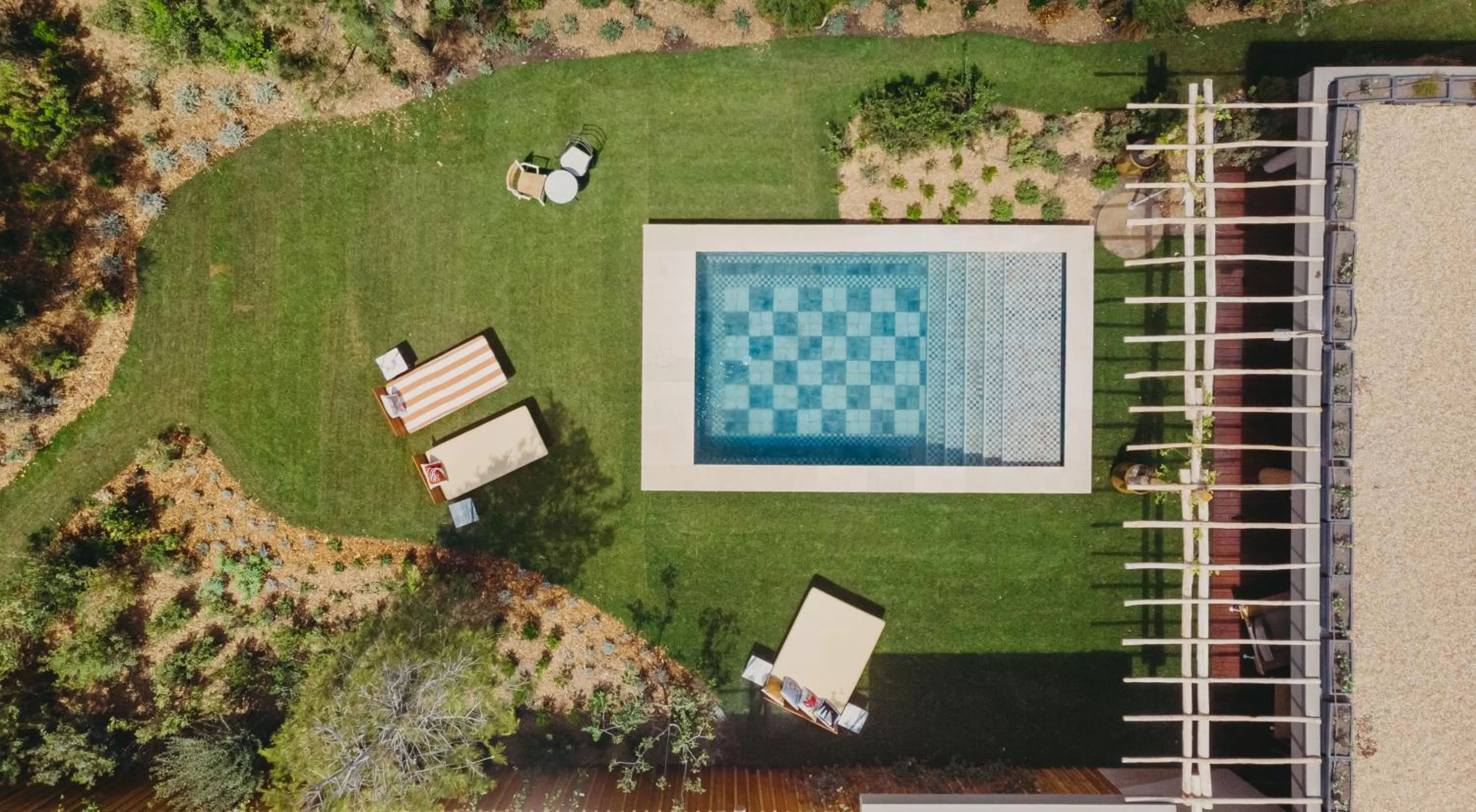 Bird's eye view in Lily of the Valley