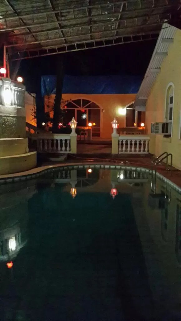 Swimming Pool in The Wayside Inn