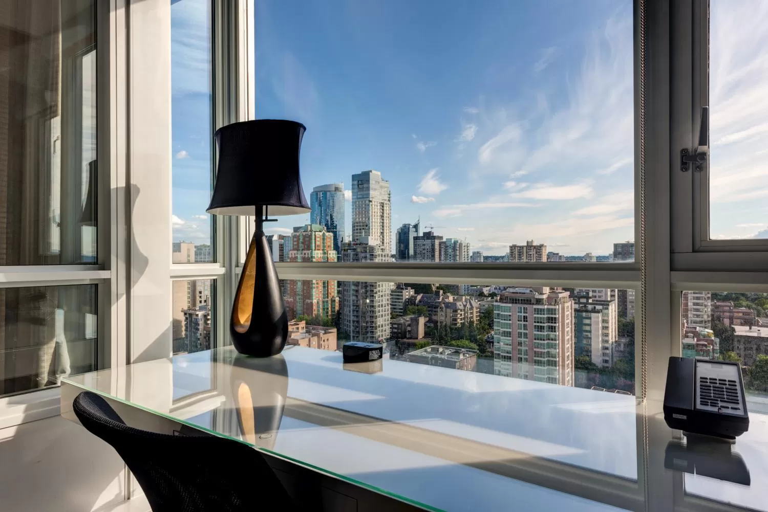 Sunset in Carmana Hotel & Suites