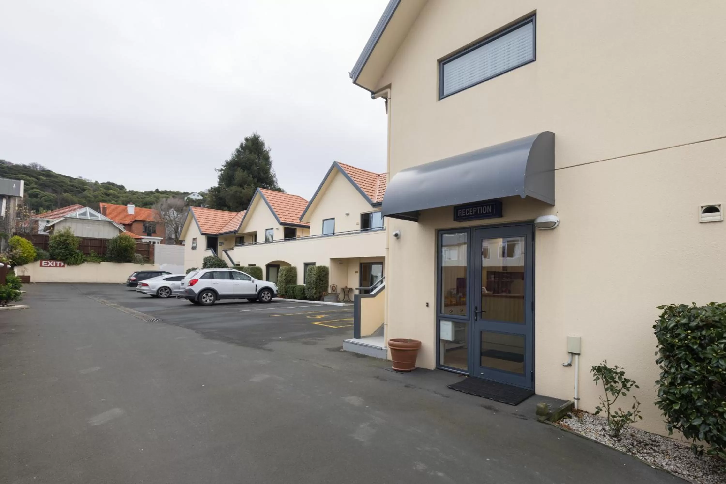 Property building in Bella Vista Motel Dunedin