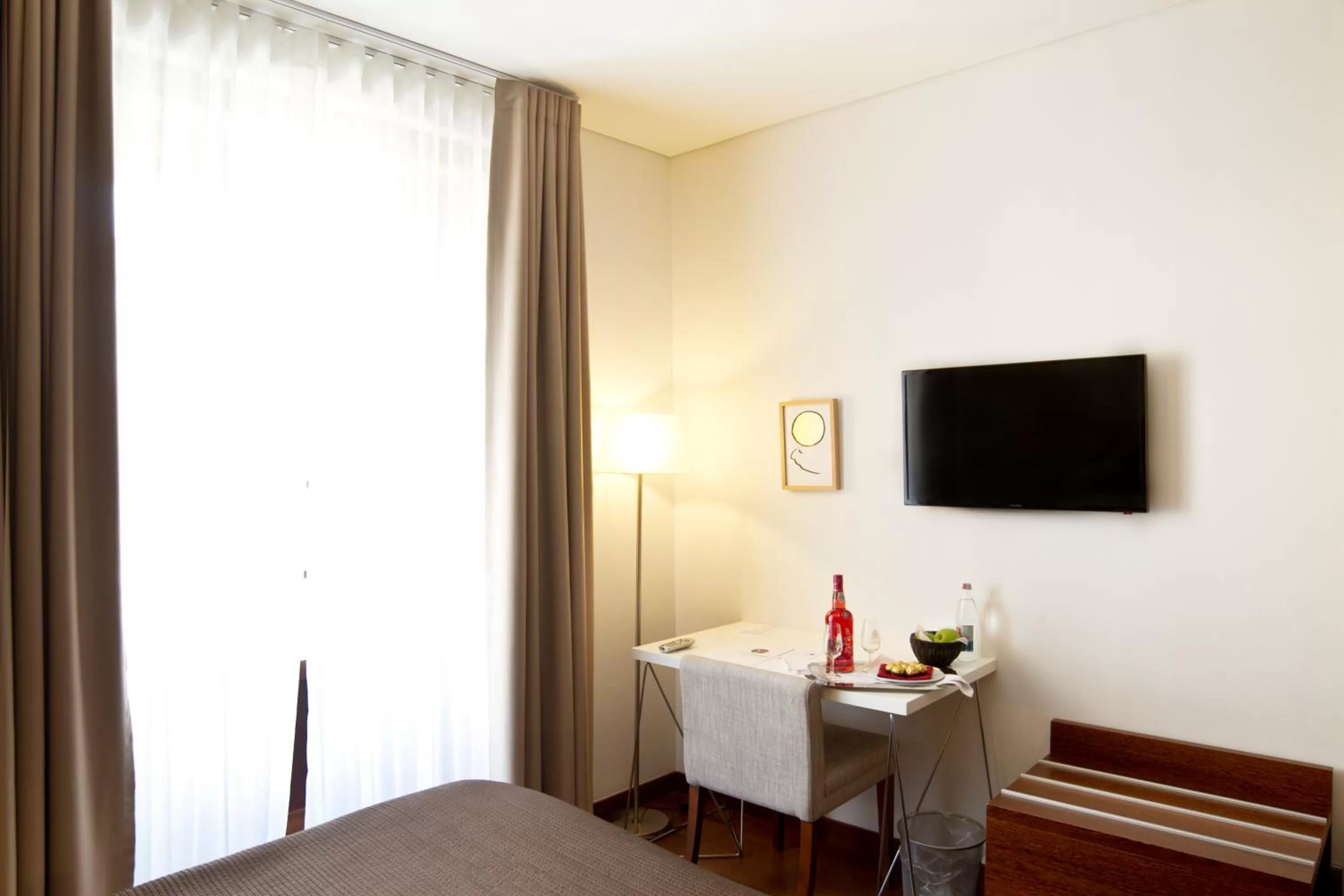 Bedroom, Bed in Oca Ribeira do Porto Hotel