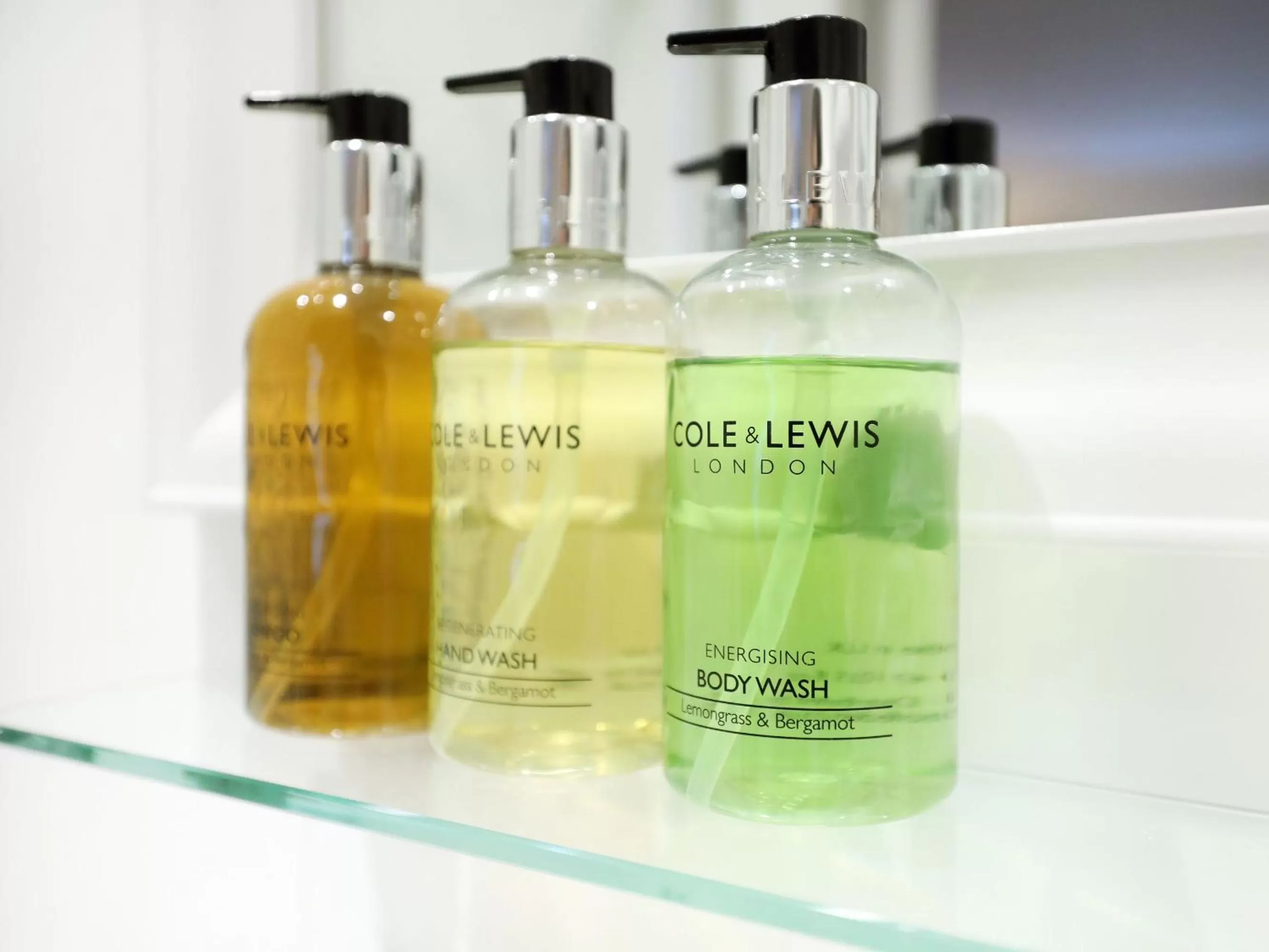 Bathroom in The Willow Bed and Breakfast