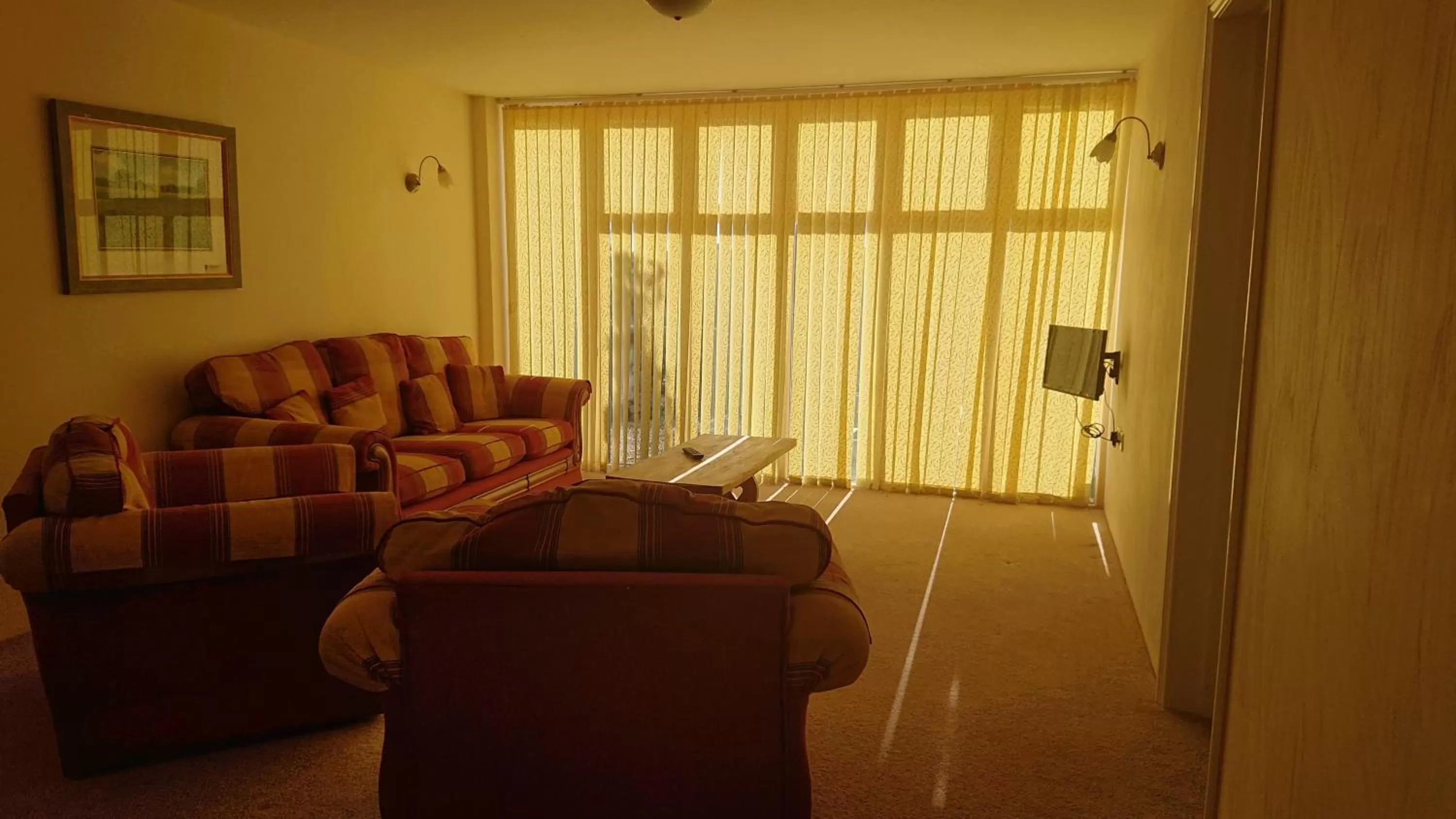 TV and multimedia in The Poltimore Inn