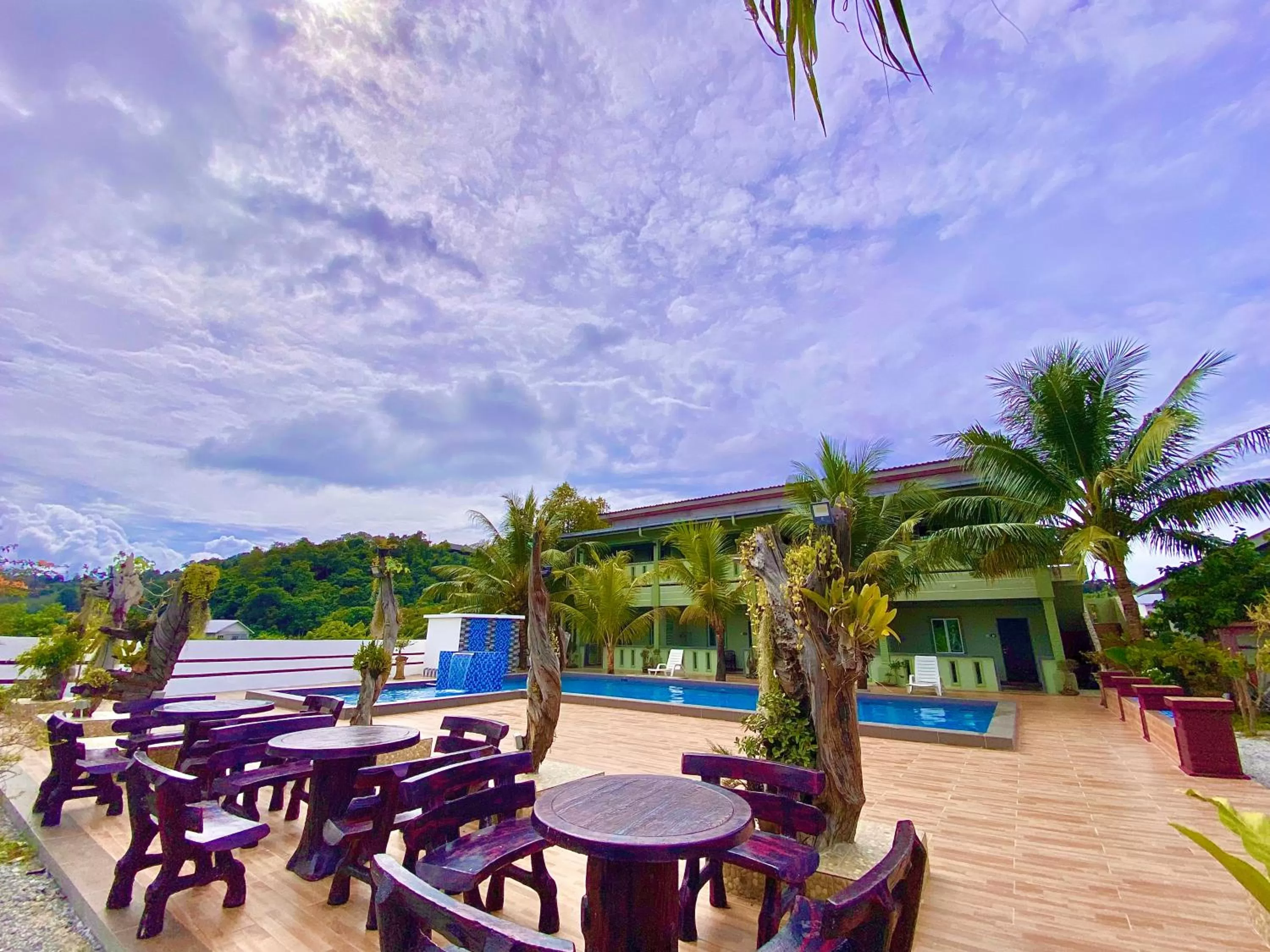 Swimming pool in Cenang Room Rahsia Motel