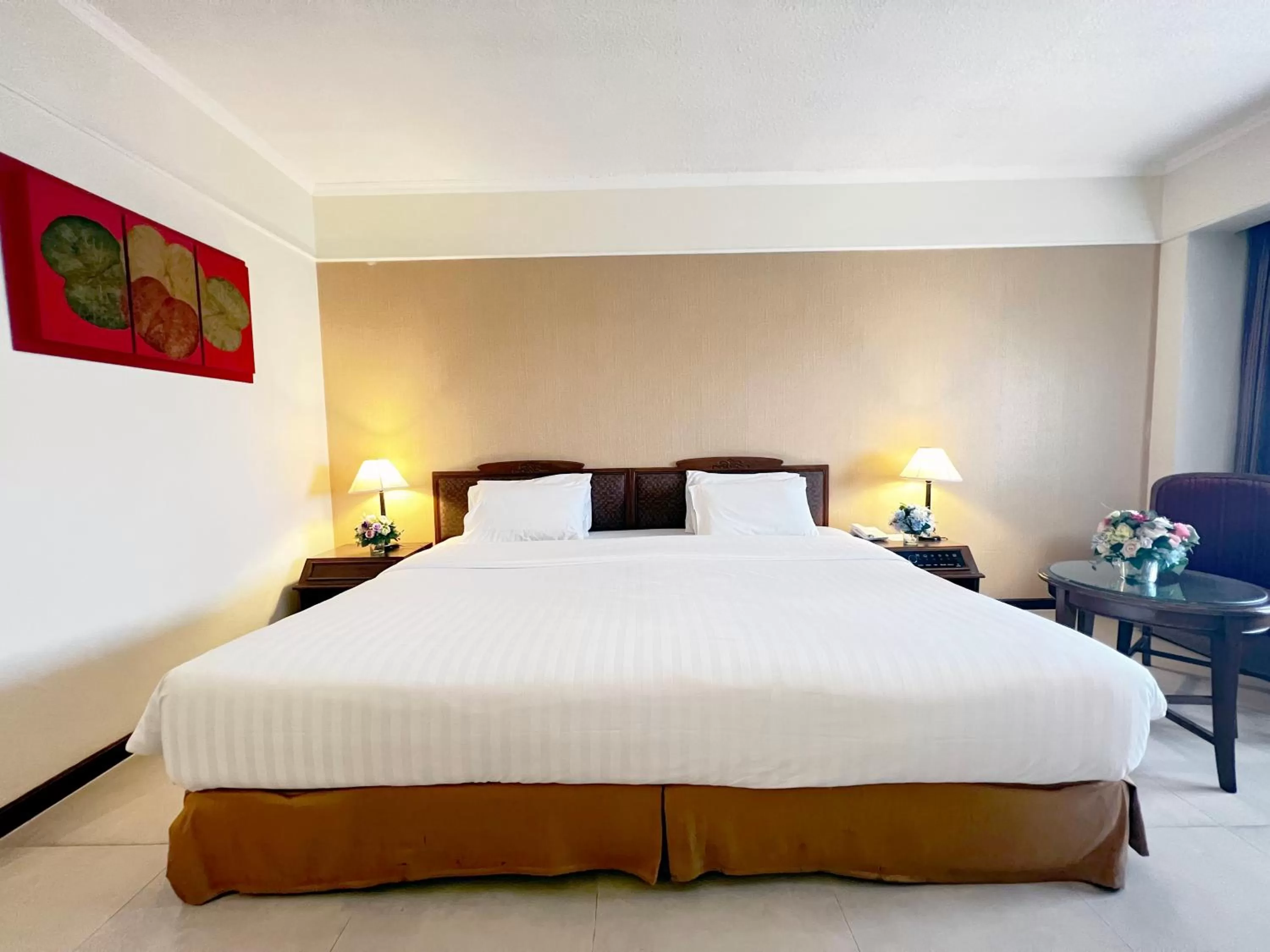 Bed in Mercure Chiang Mai