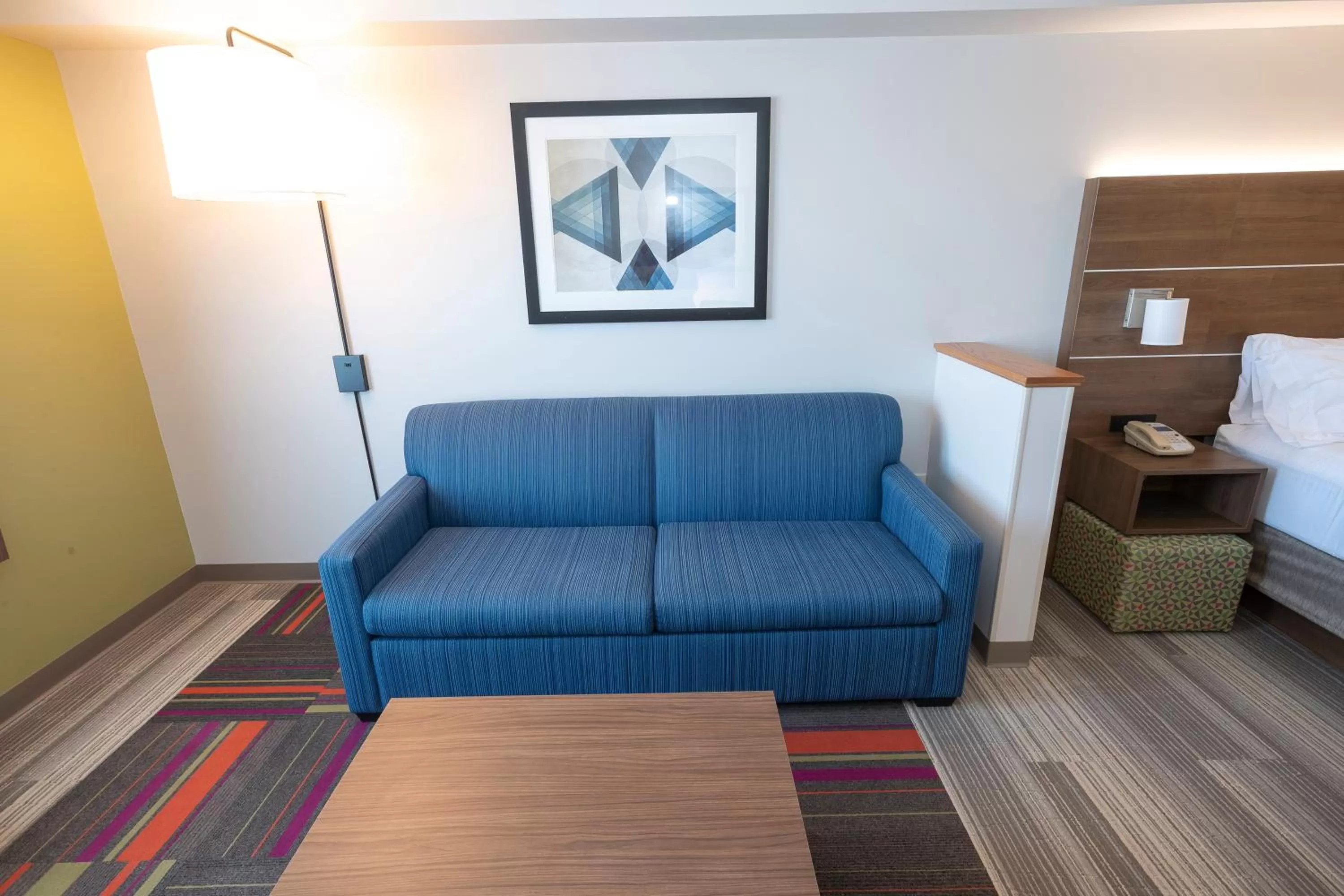 Photo of the whole room, Bed in Holiday Inn Express & Suites Iron Mountain by IHG