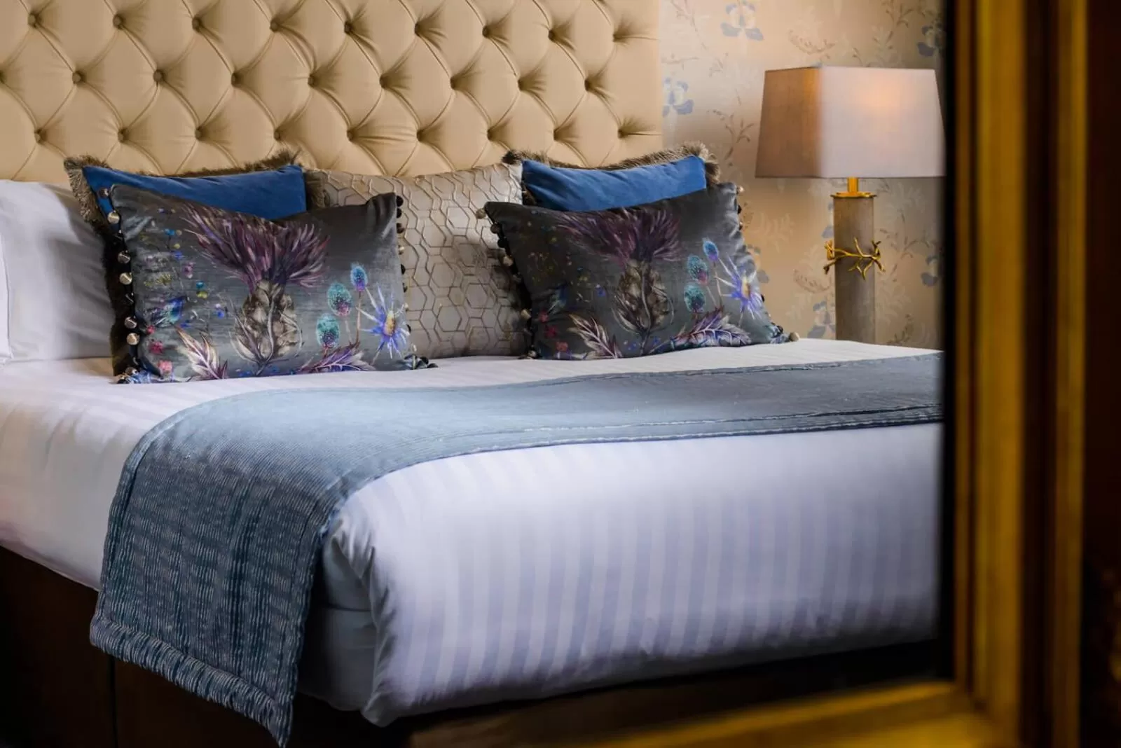 Bedroom, Bed in Killarney Dromhall Hotel