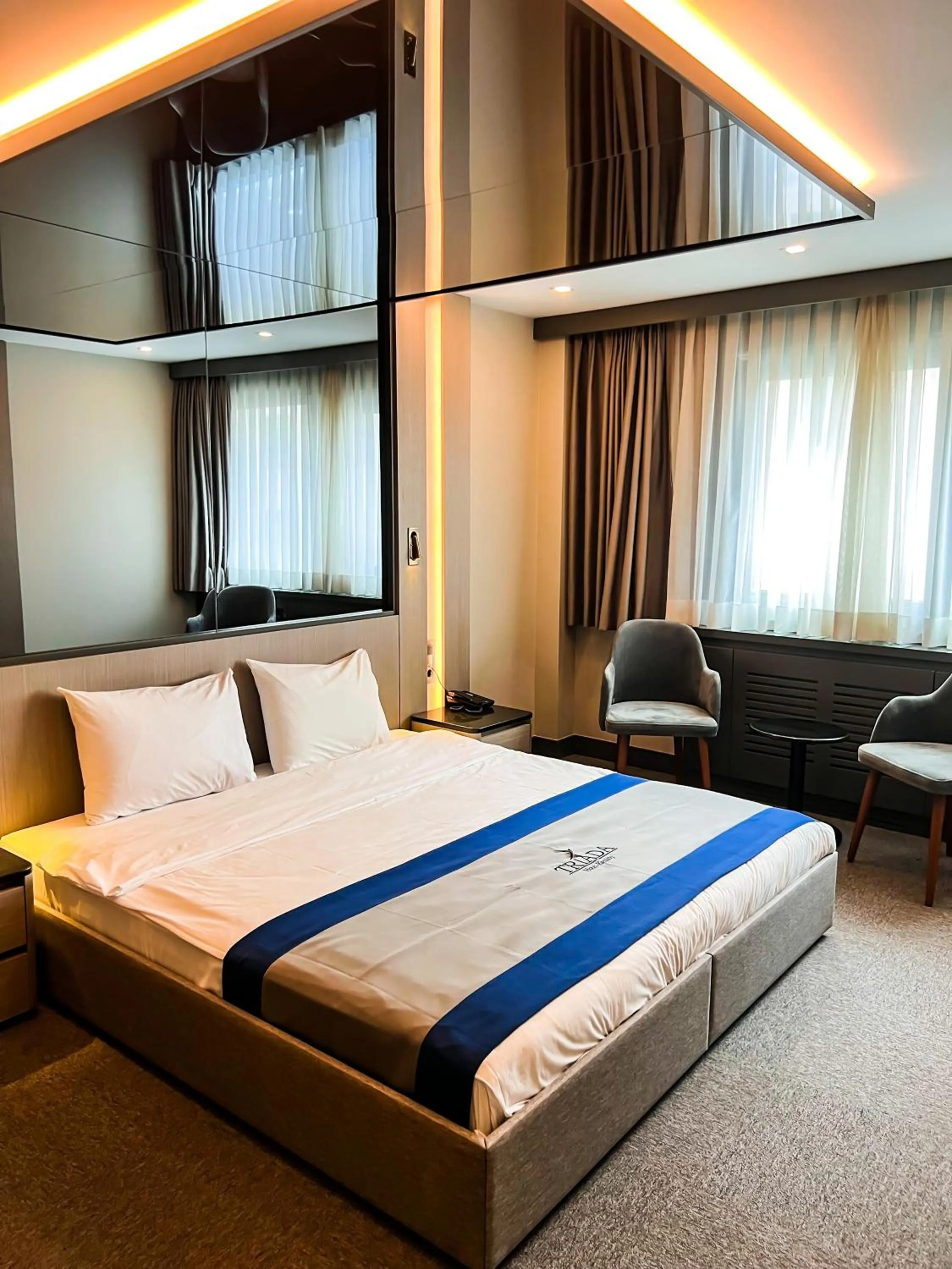 Massage, Bed in Triada Hotel Karaköy