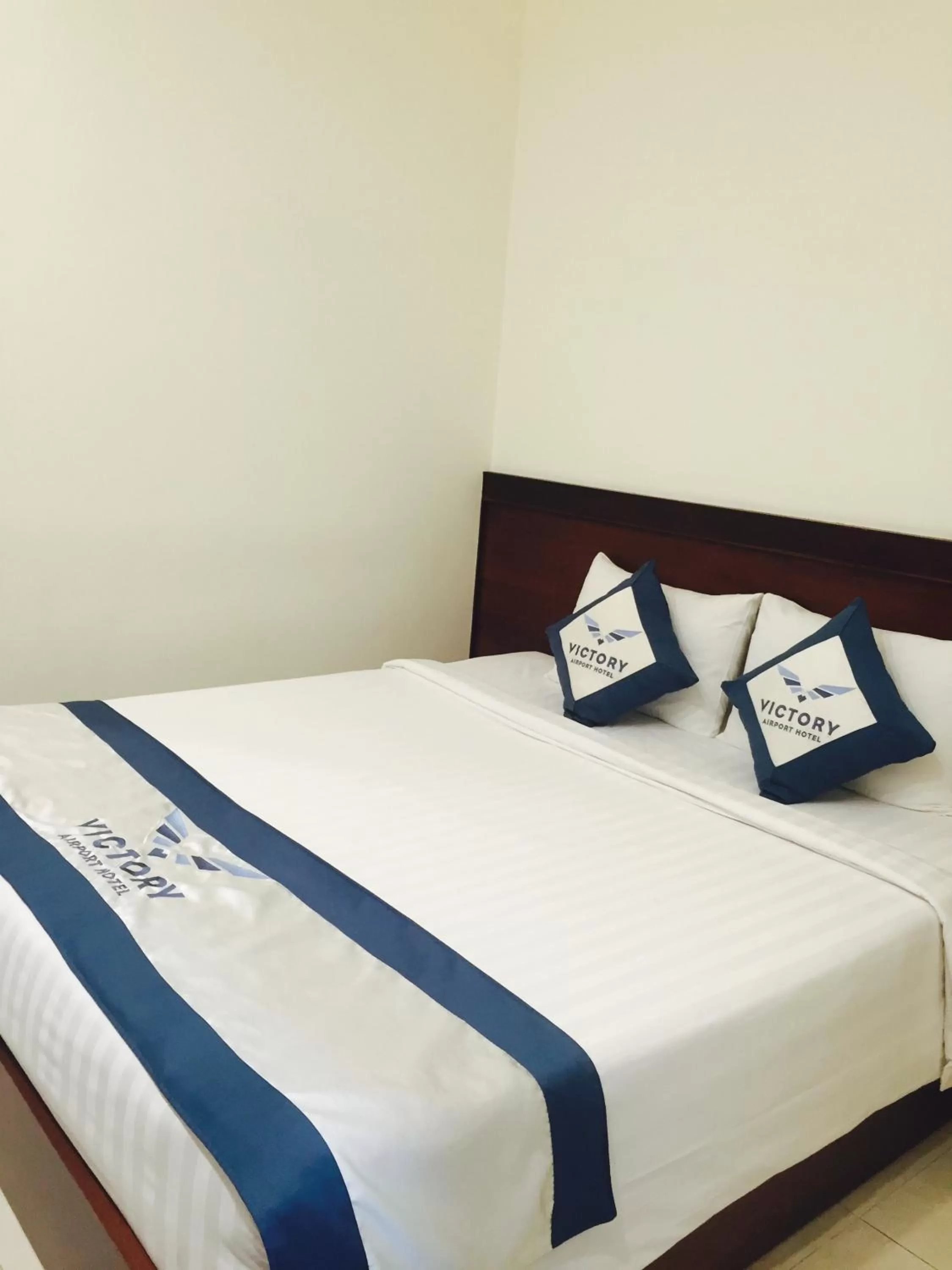 Bedroom, Bed in Victory Airport Hotel