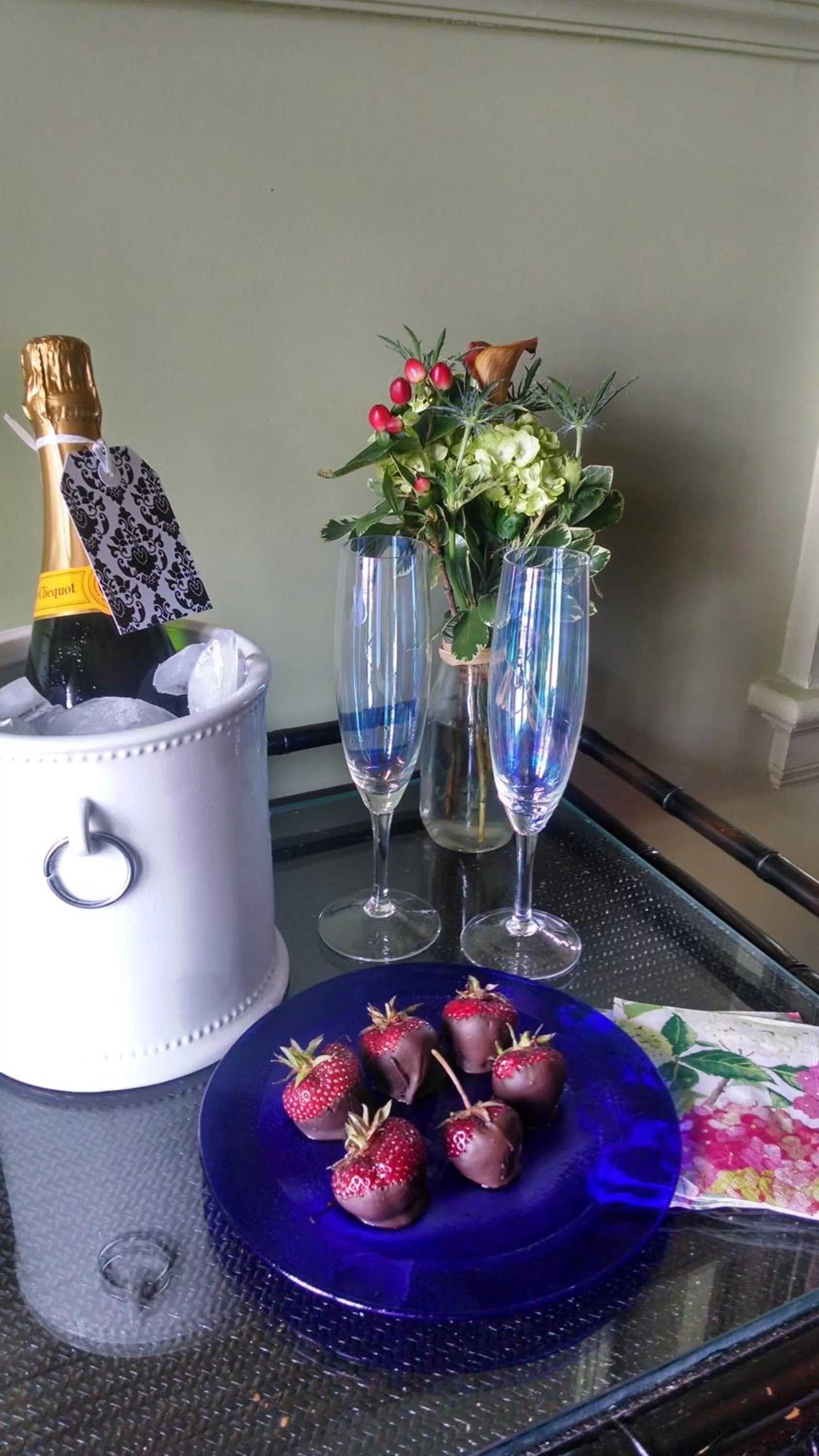 Alcoholic drinks in Hilltop Inn