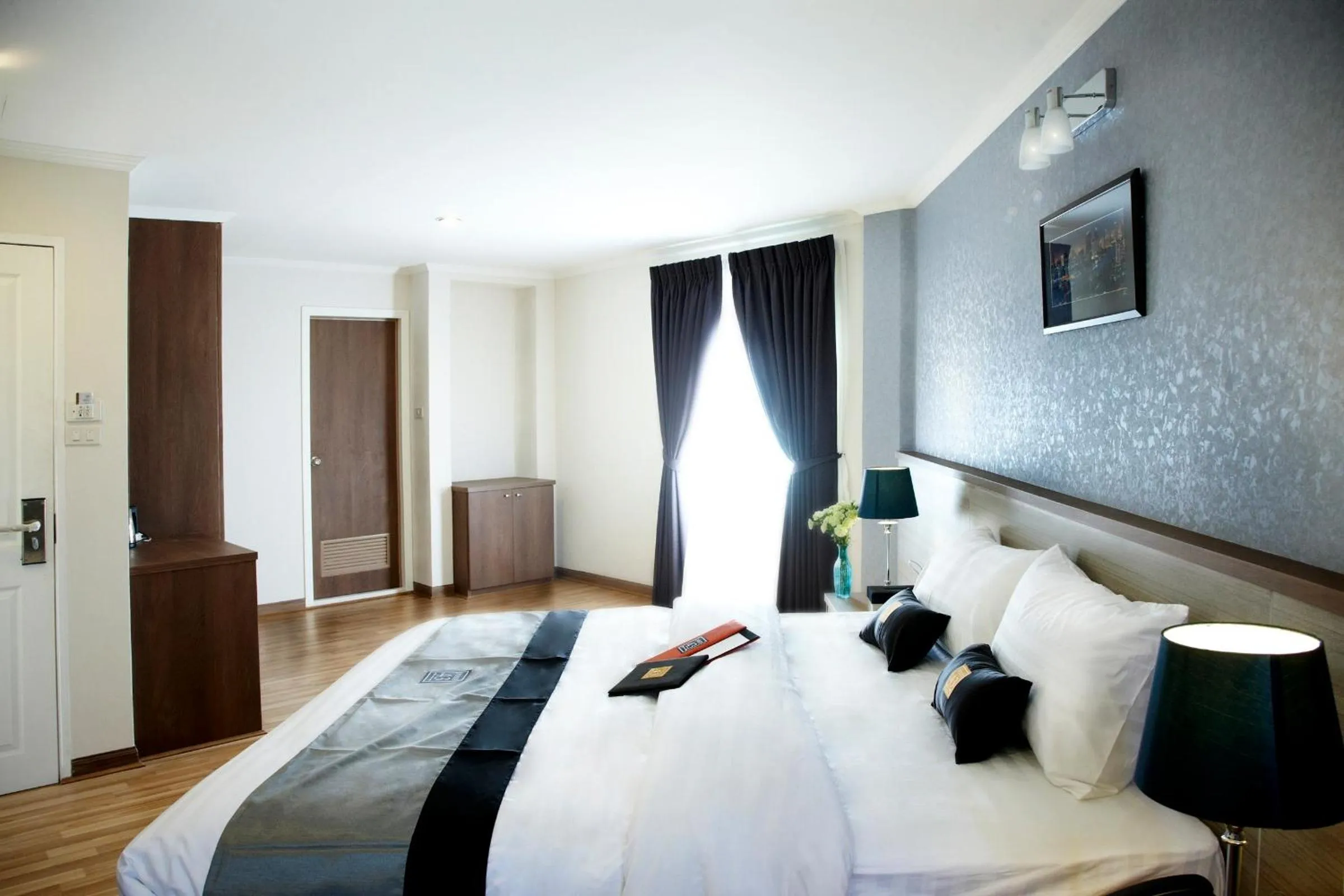 Bed in Poste 43 Residence