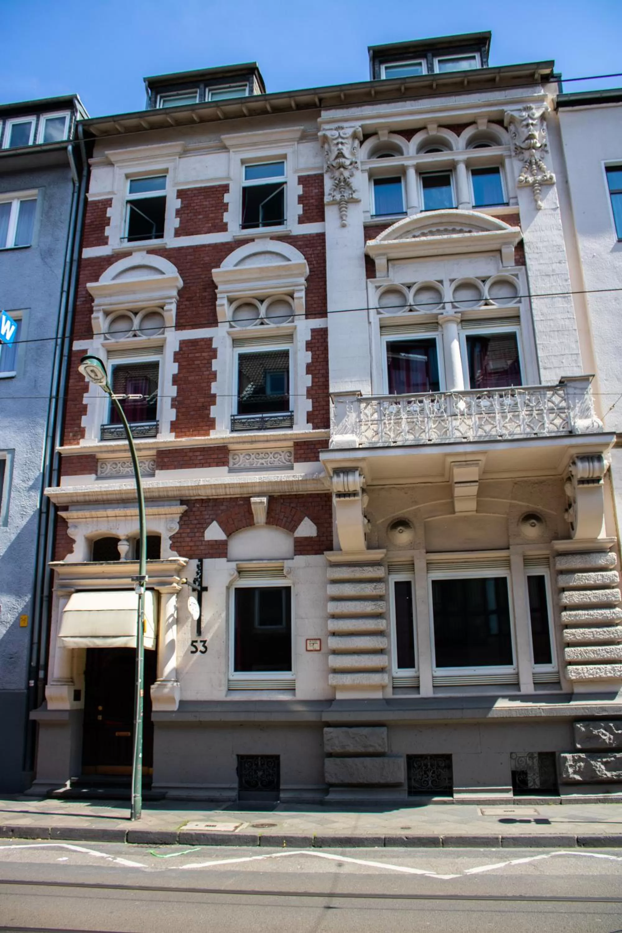 Facade/entrance in Hotel Stern - Self Check-In
