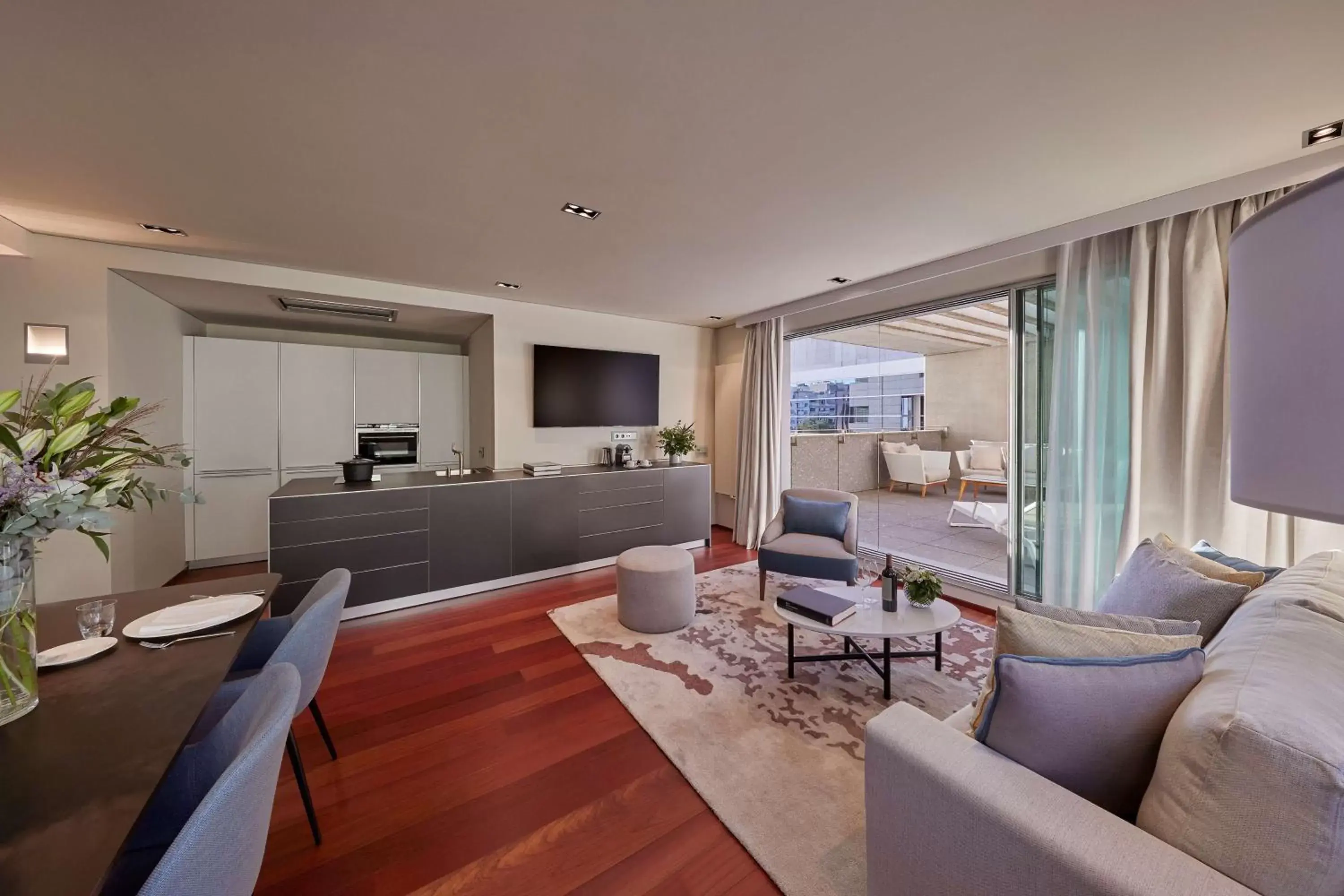 Hyatt Regency Madrid Residences Hyatt Regency Madrid Residences