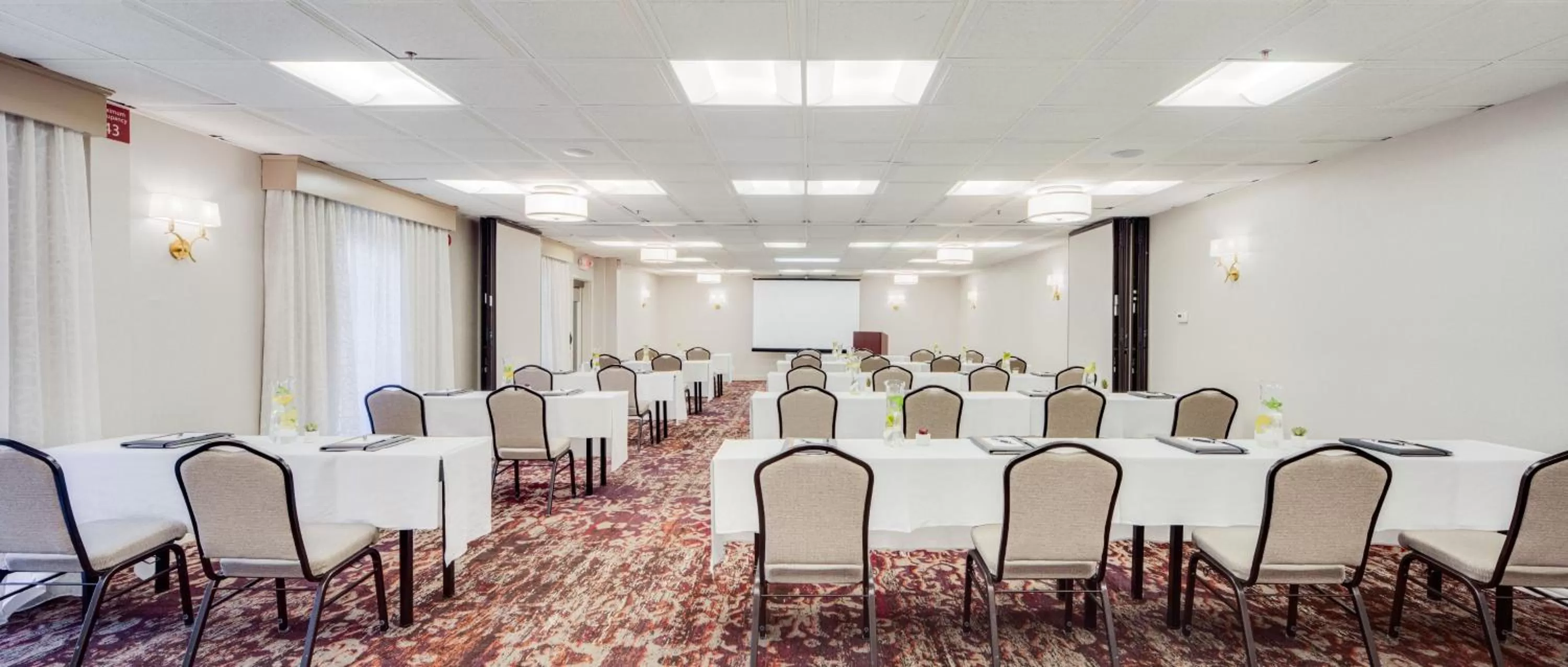 Meeting/conference room in Ayres Hotel Costa Mesa Newport Beach