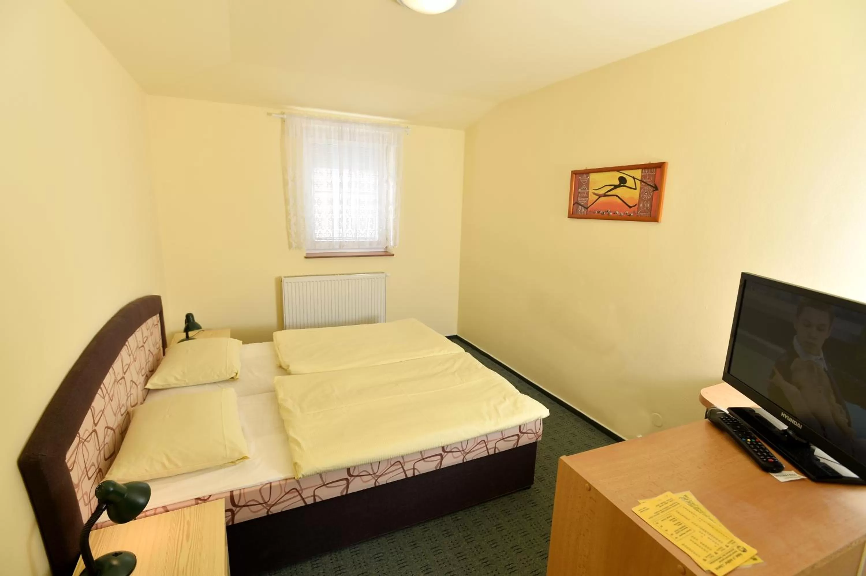 Day, Bed in Hotel U Jezírka