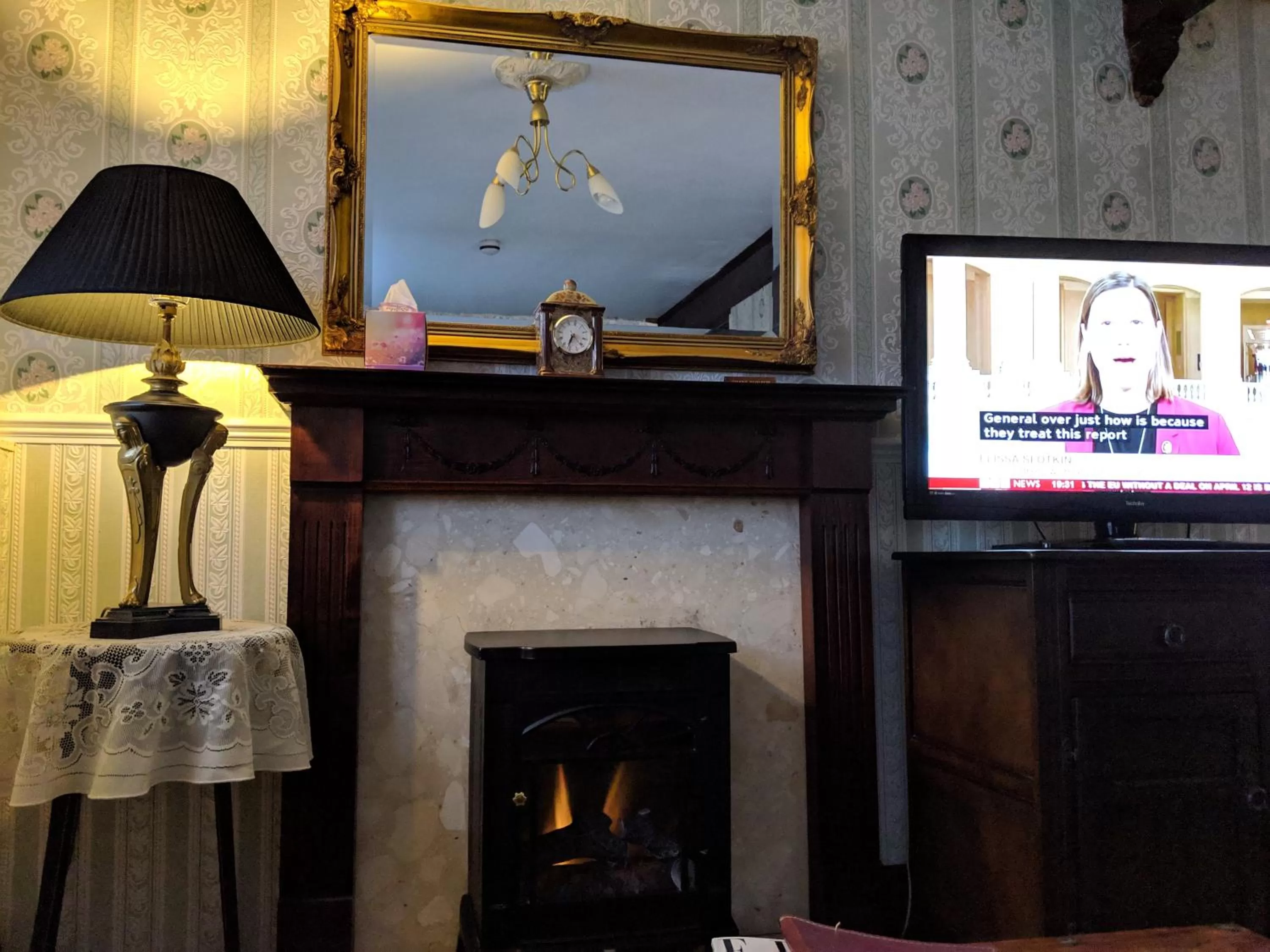 Bedroom in The New Guilderoy Hotel