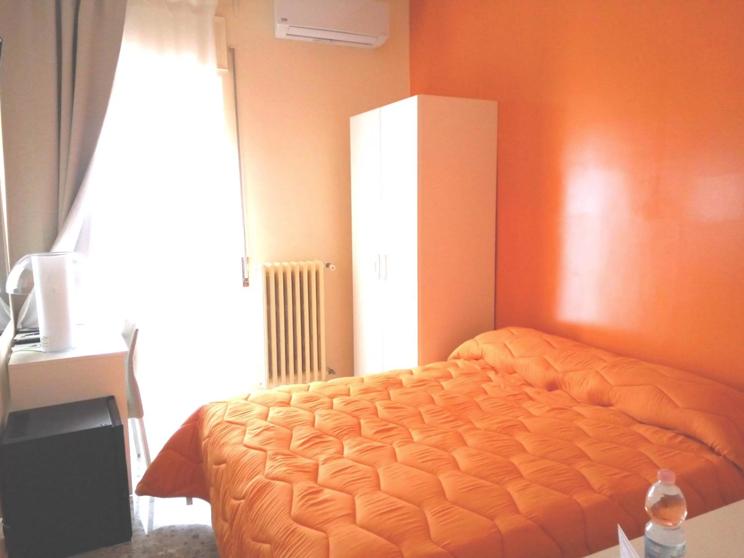 Photo of the whole room, Bed in Michelangelo Rooms