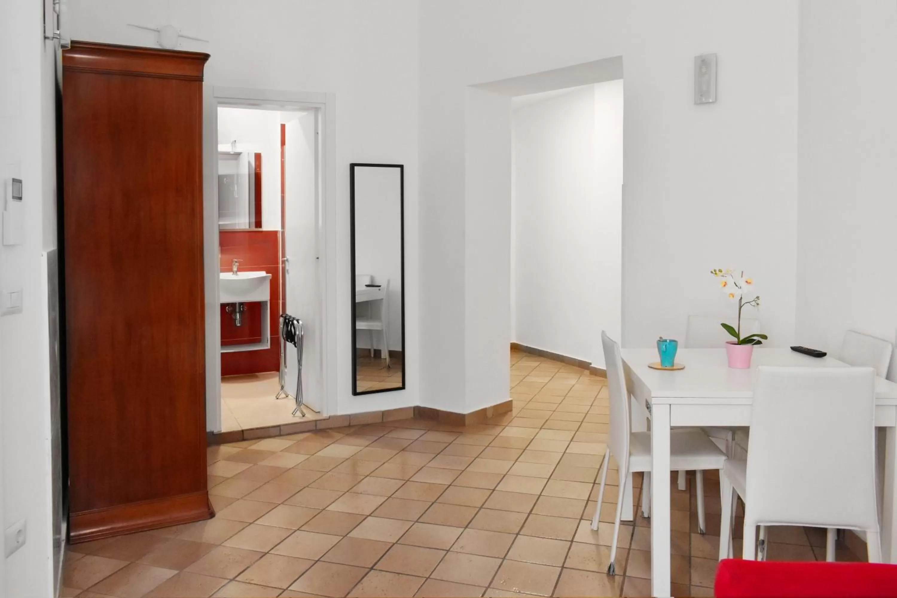 Dining area in Roma Resort Colosseum