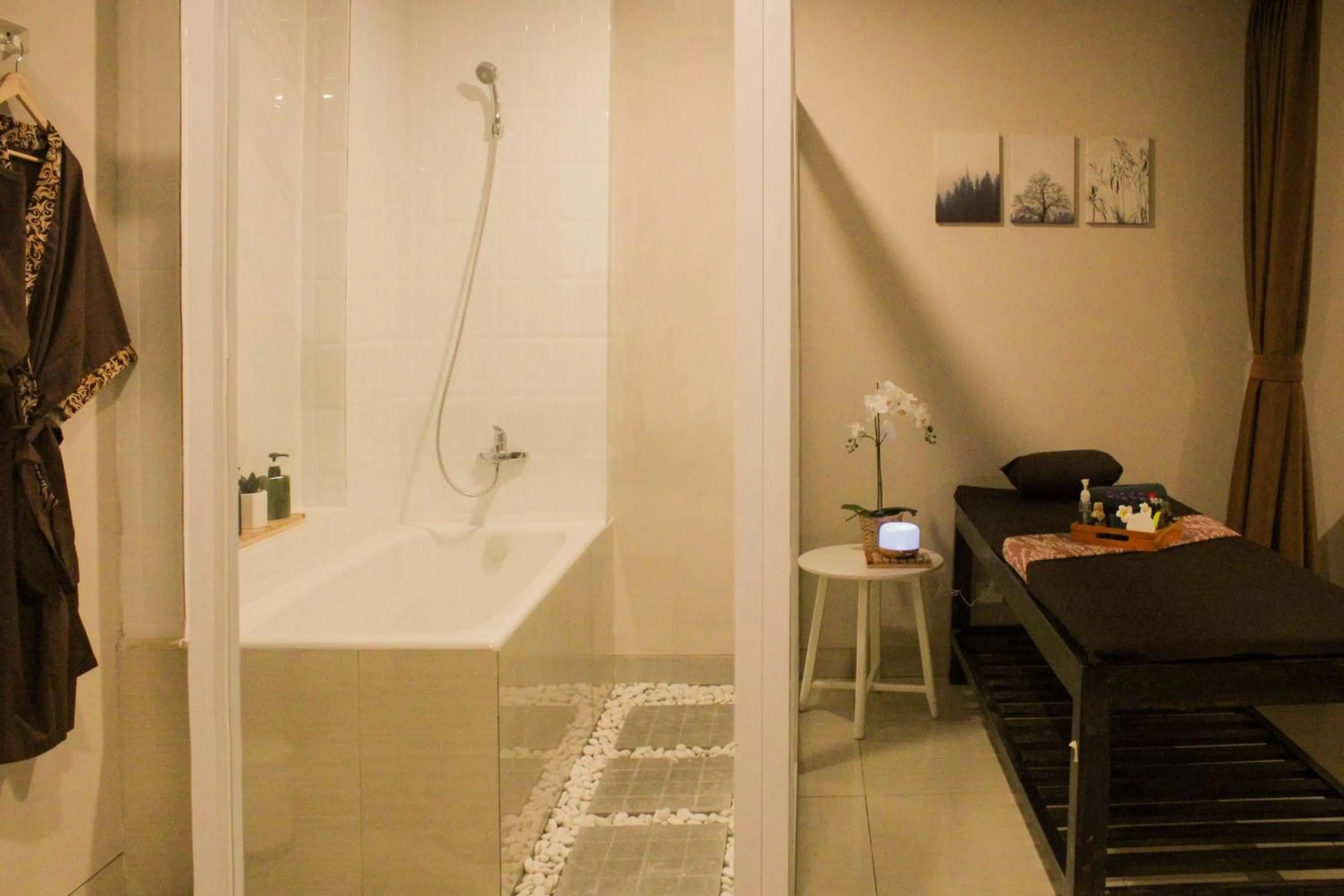 Spa and wellness centre/facilities in Antero Hotel Jababeka Cikarang