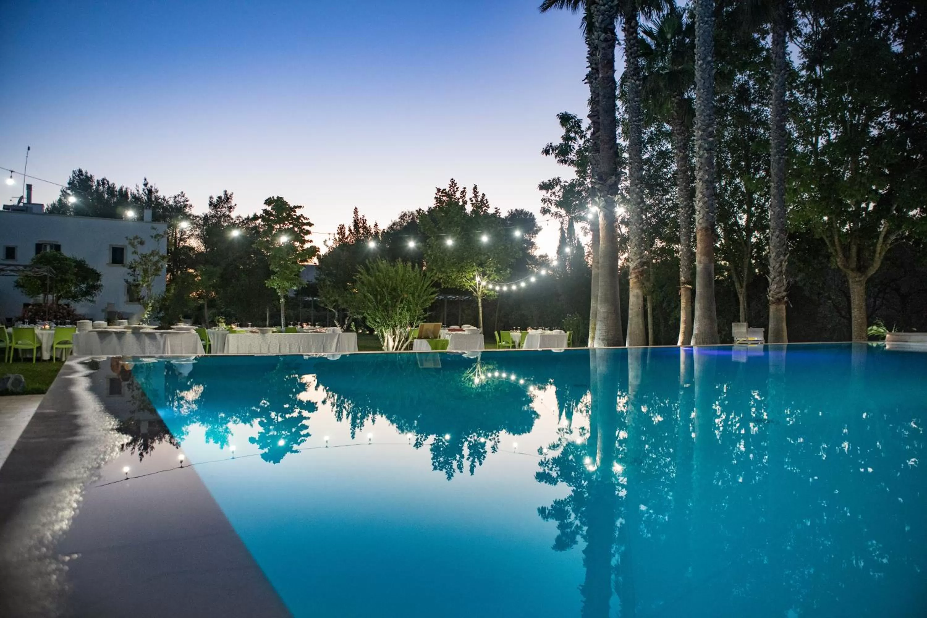 Garden, Swimming Pool in Parco Degli Aranci