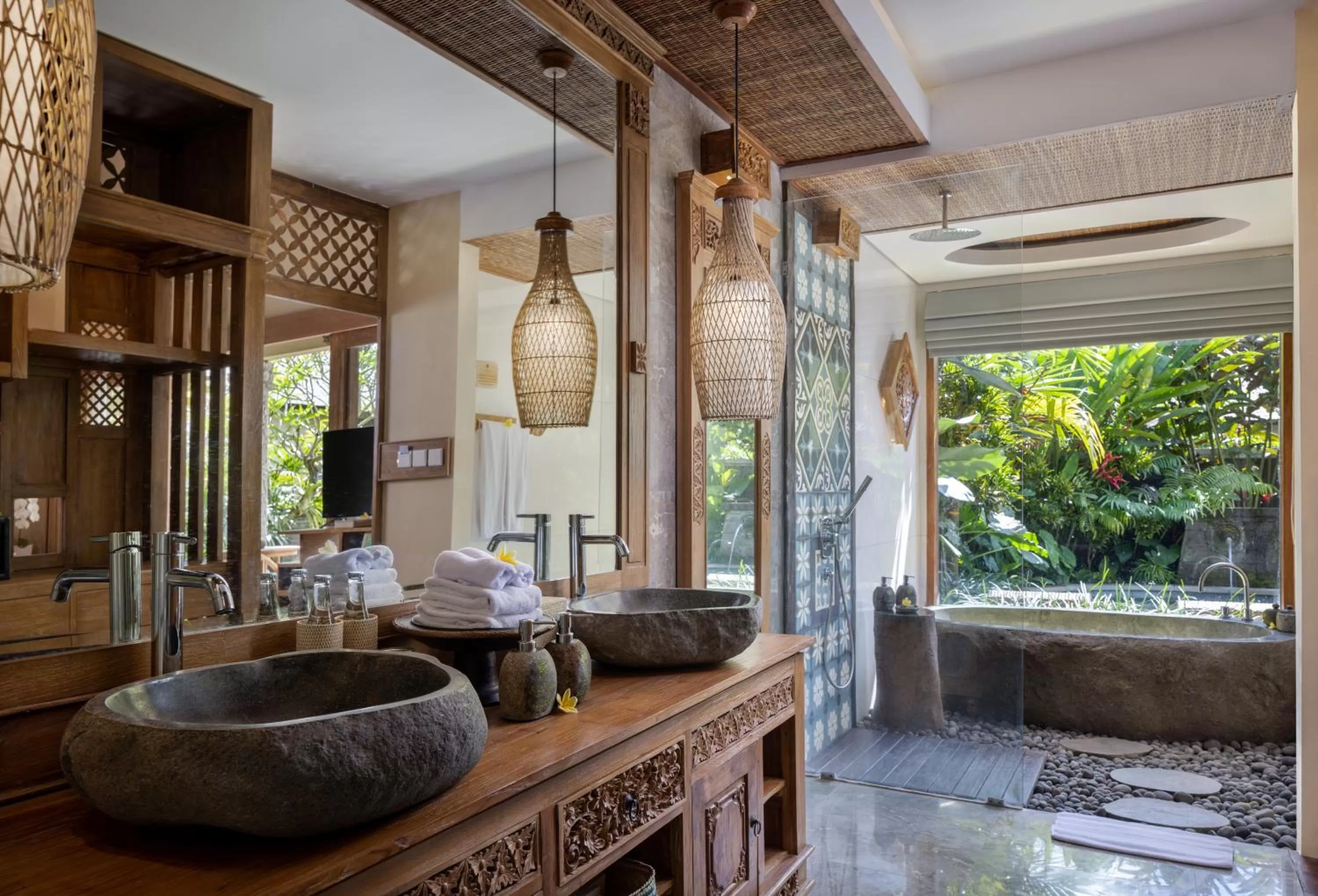 Bathroom in The Alena Resort a Pramana Experience