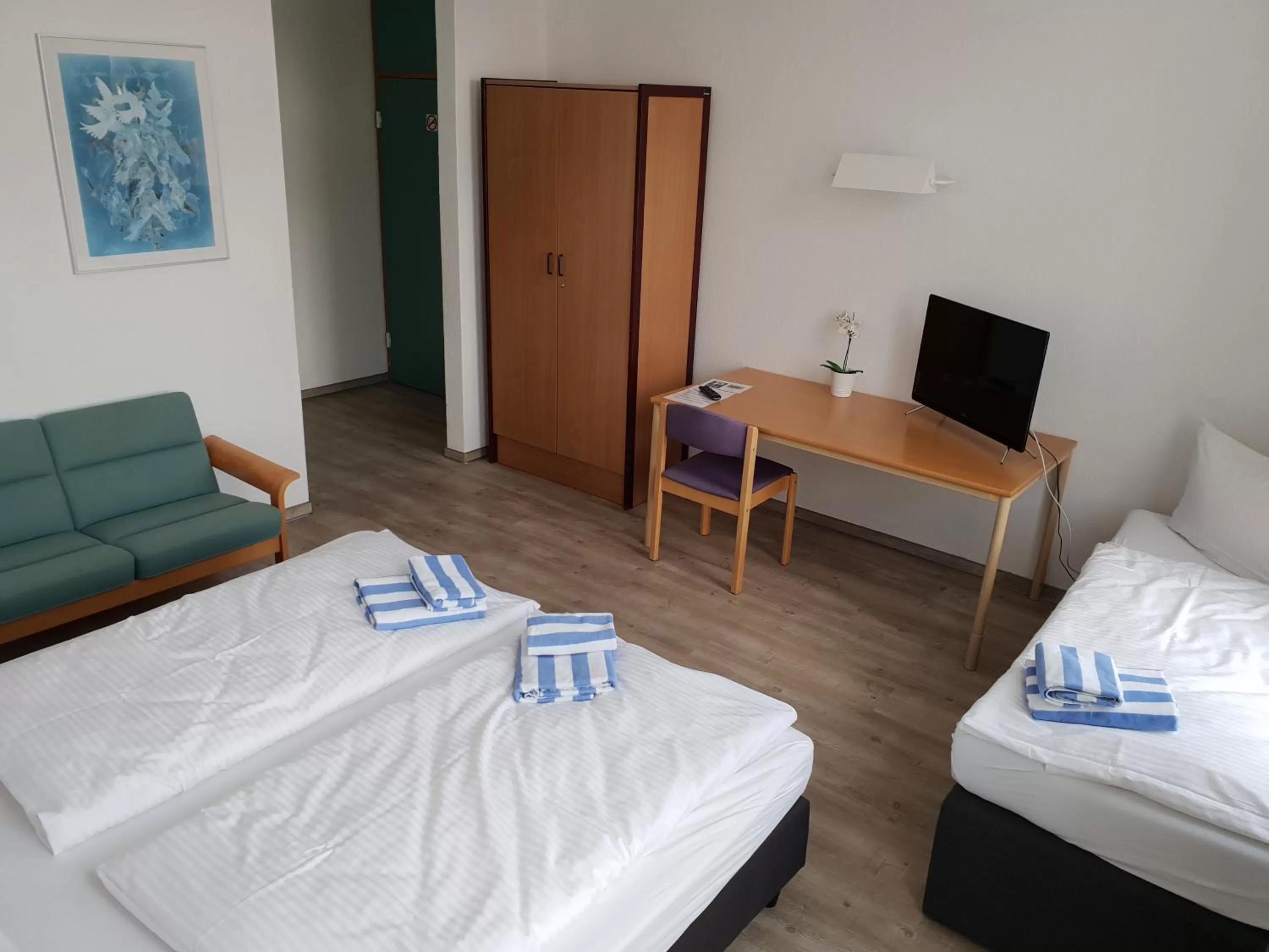 Bed in Appartement-Hotel Rostock