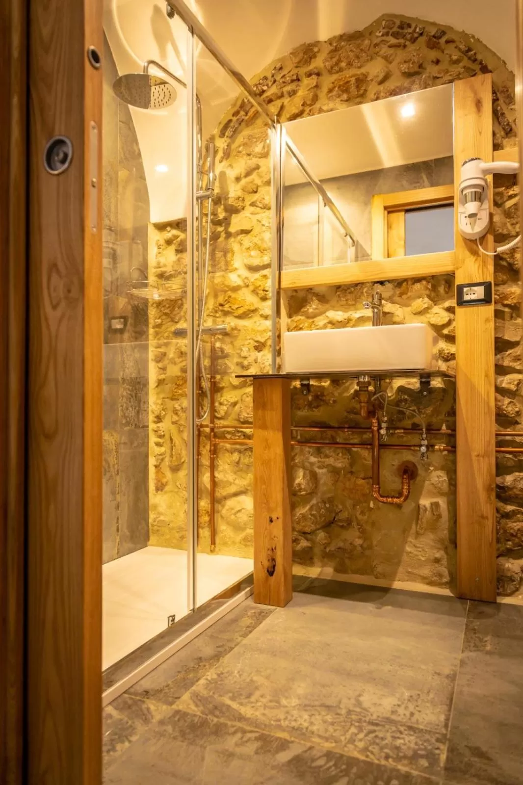 Bathroom in La Rondine