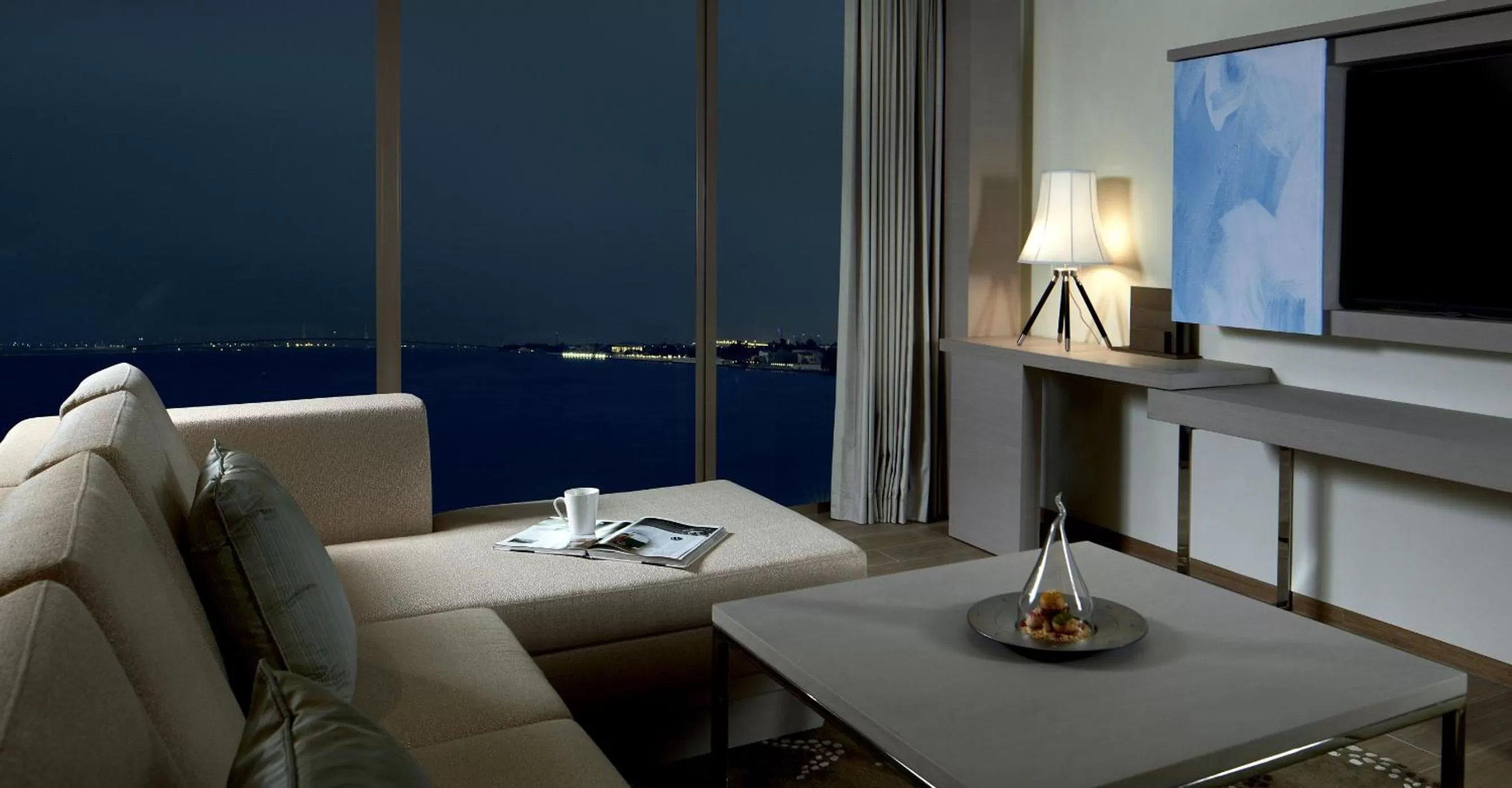 Sea view in Royal M Hotel Abu Dhabi by Gewan