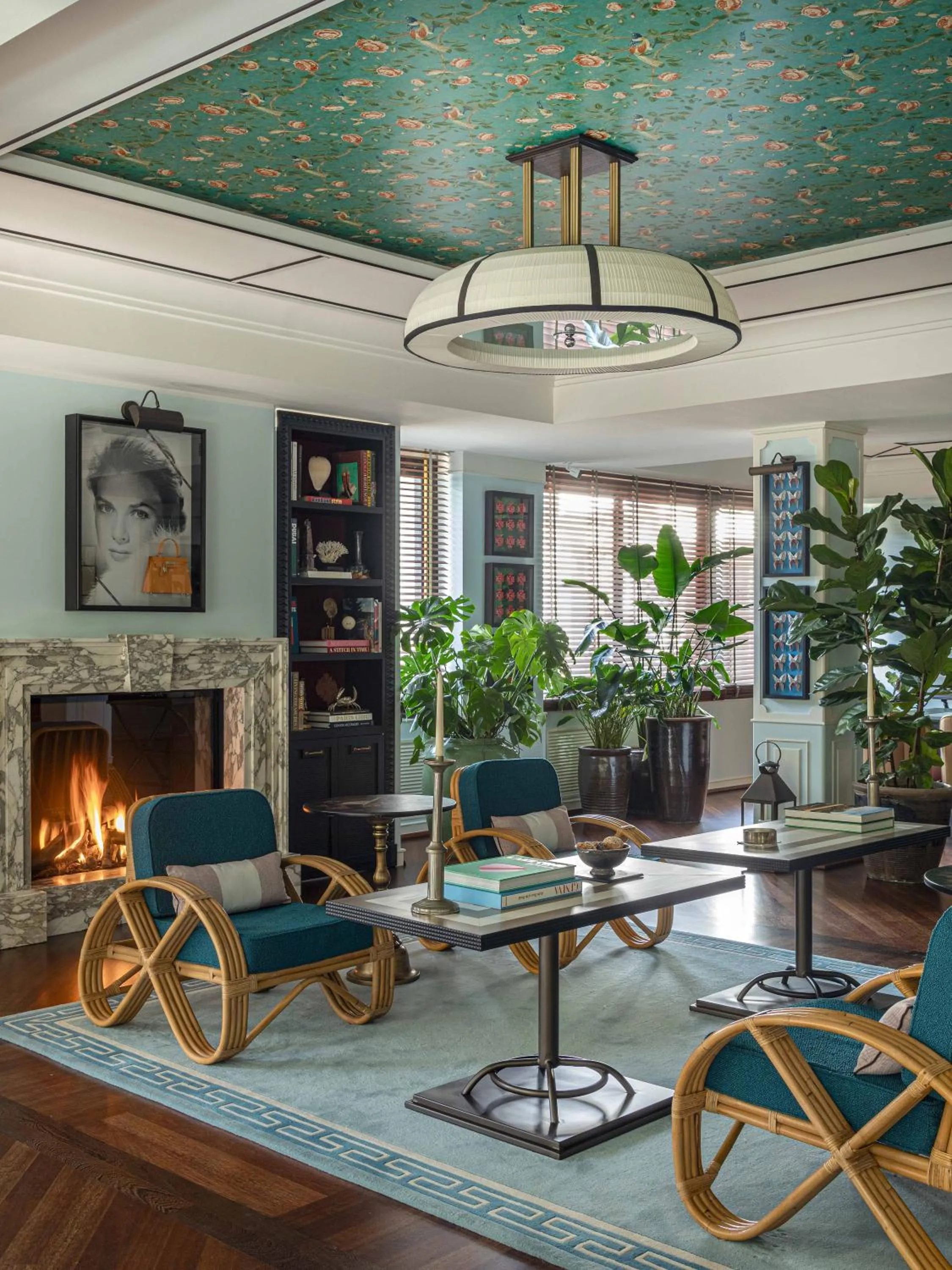 Communal lounge/ TV room in Boutique Hotel Esplanade