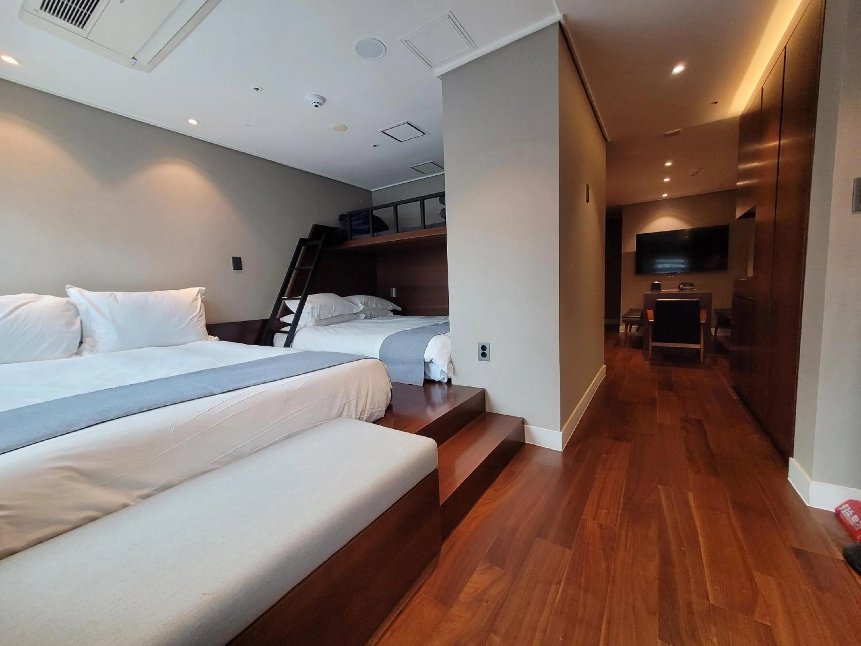 Photo of the whole room in Baiton Seoul Dongdaemun