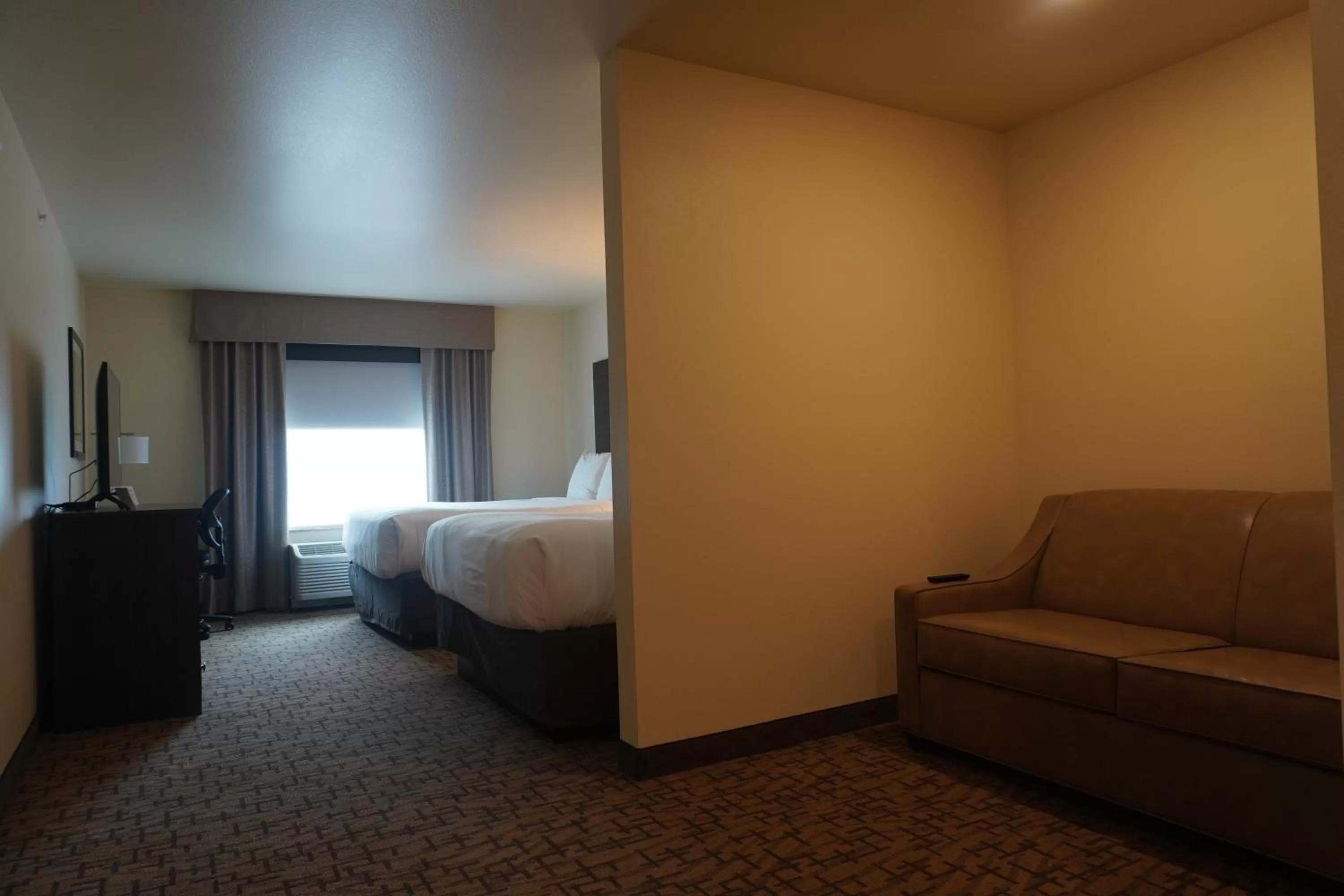 Photo of the whole room, Bed in Comfort Inn & Suites Medina