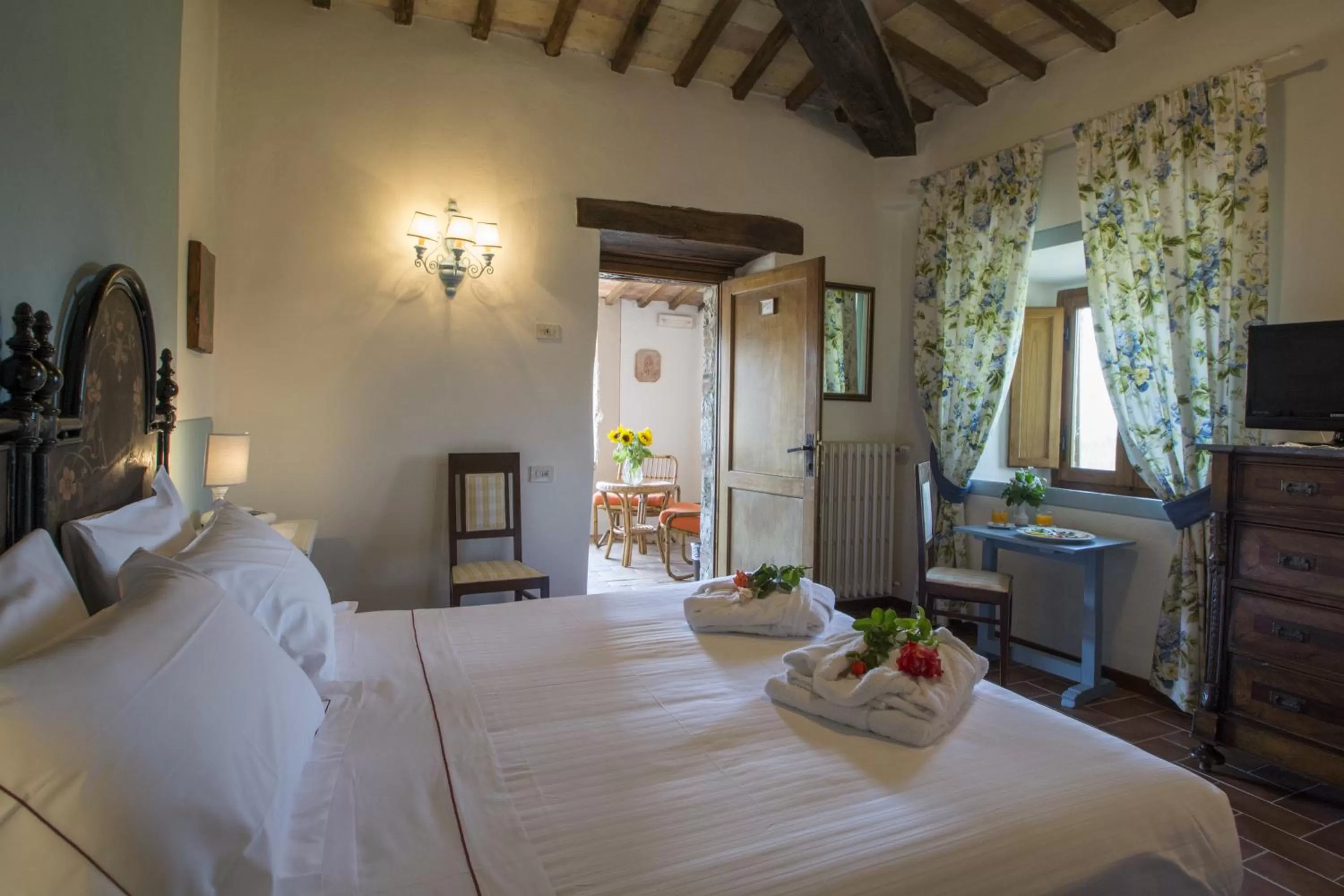 Bedroom, Bed in Hotel Belvedere Di San Leonino