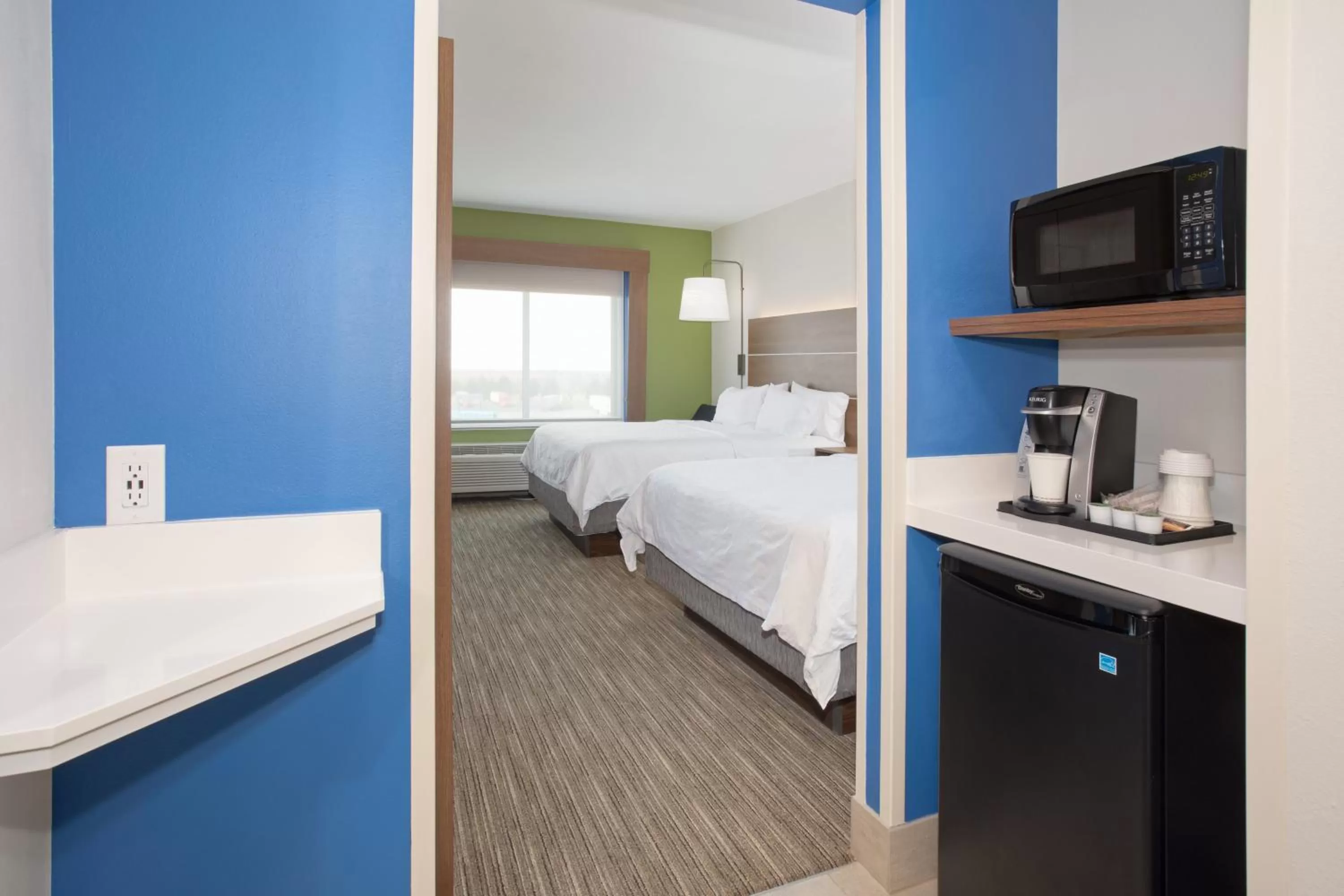 Photo of the whole room, Bed in Holiday Inn Express & Suites - Goodland I-70 by IHG