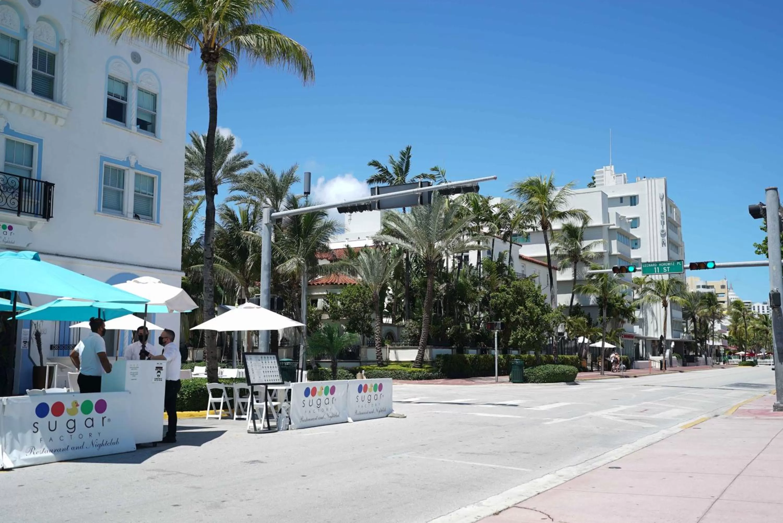 Restaurant/places to eat in Deluxe apartments at the Congress